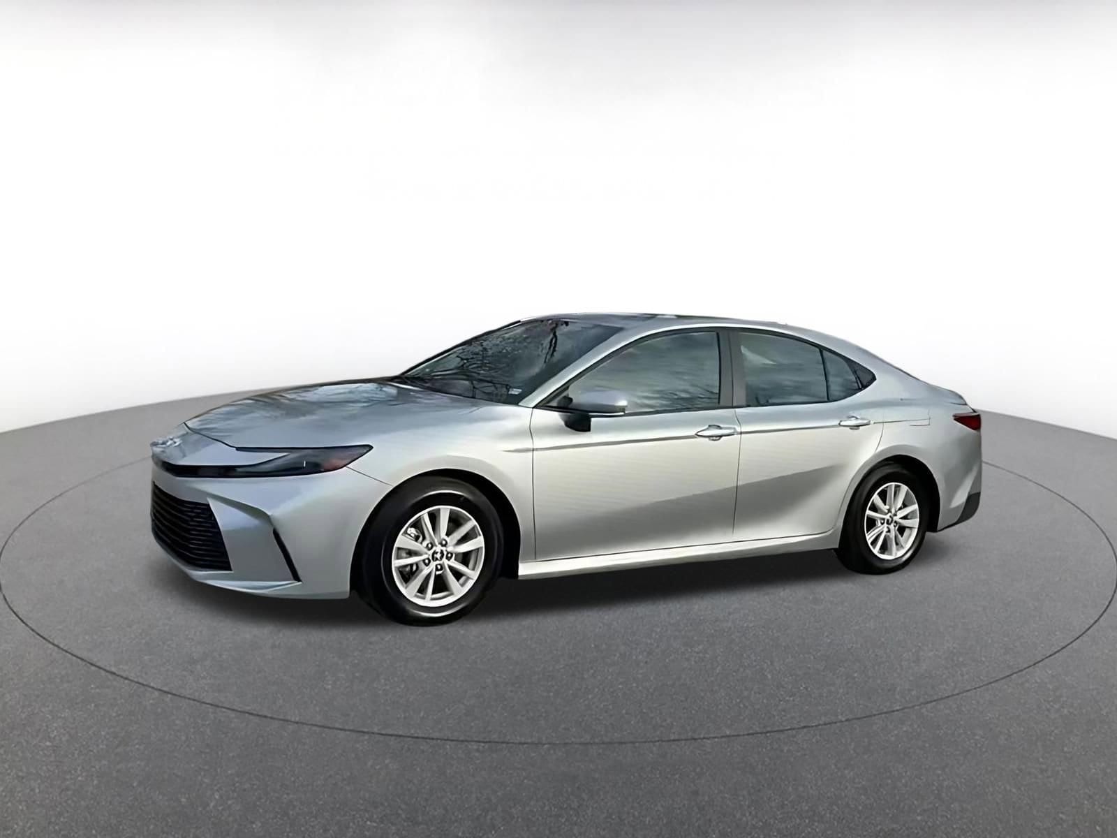 Thumbnail: 2025 Toyota Camry - 8
