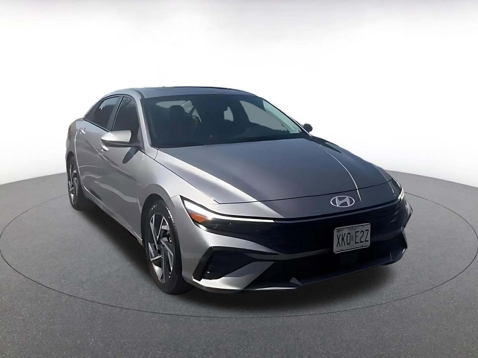 Thumbnail: 2025 Hyundai Elantra - 3