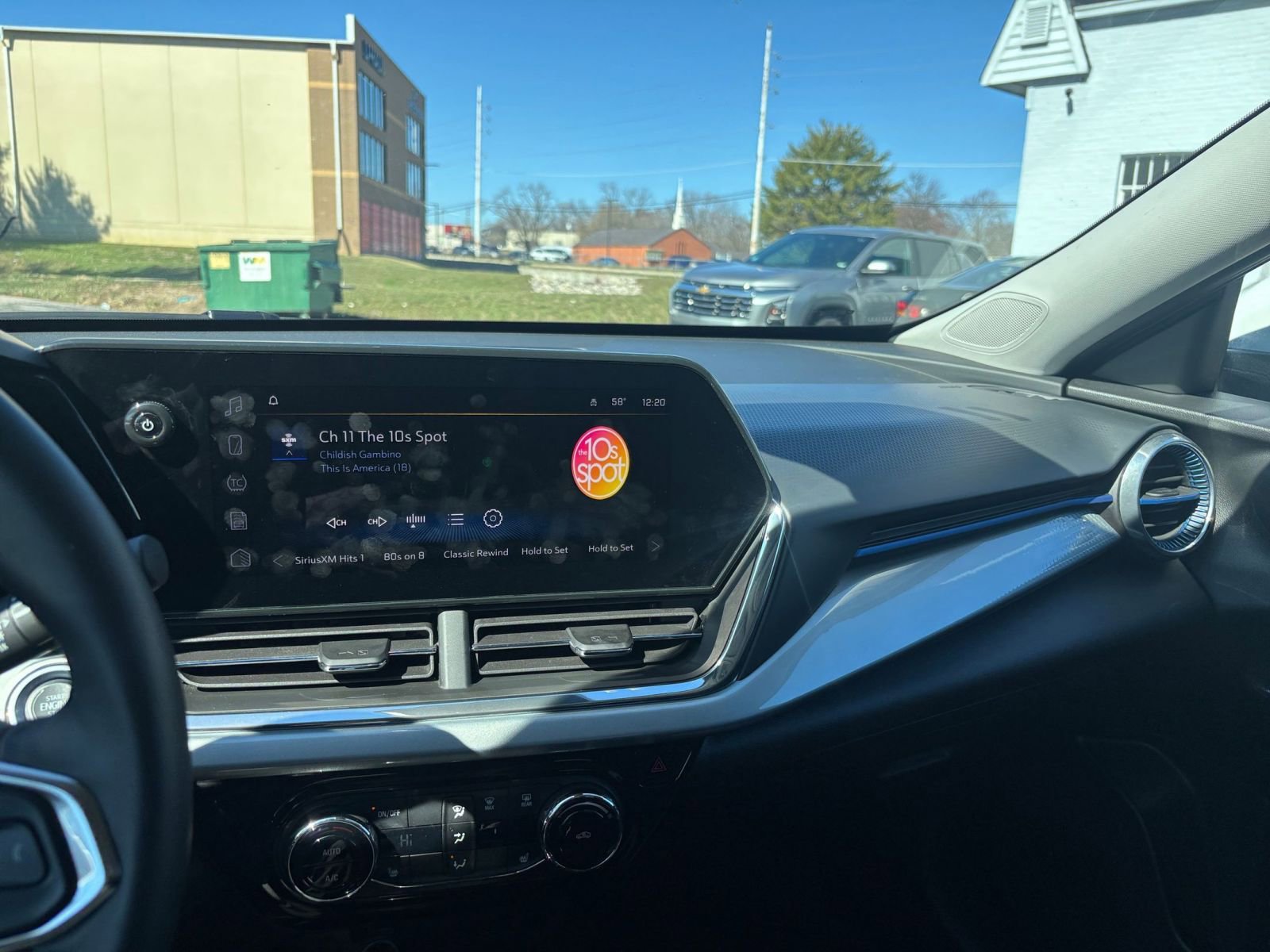 Thumbnail: 2025 Chevrolet Trax - 34