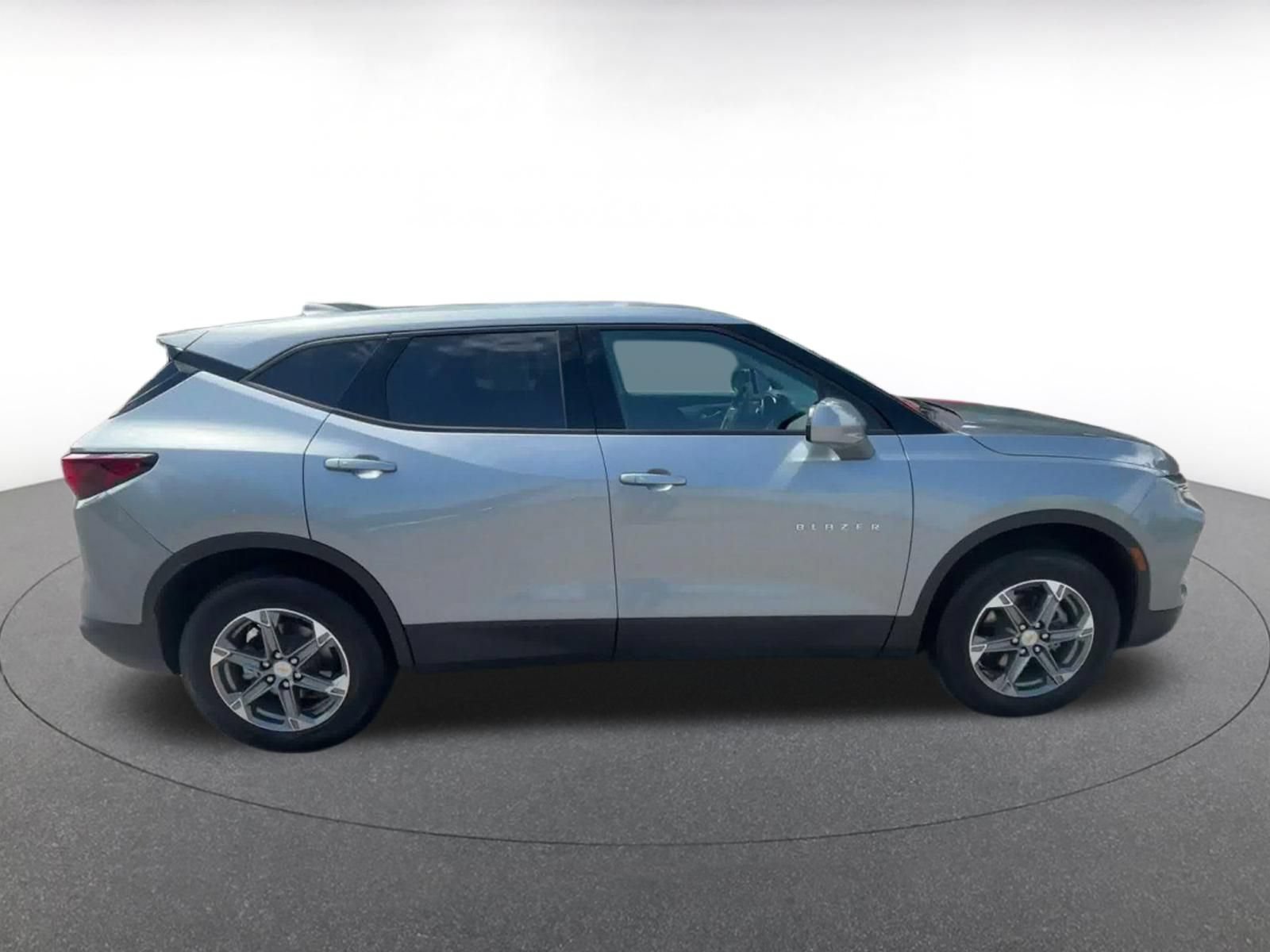 Thumbnail: 2026 Chevrolet Blazer - 16
