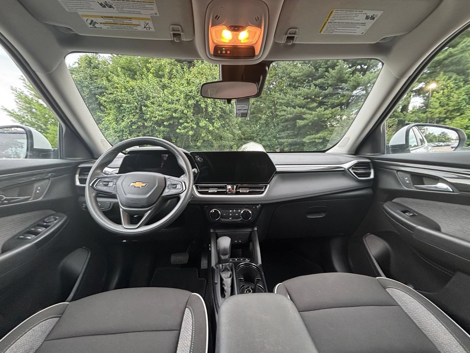 Thumbnail: 2025 Chevrolet TrailBlazer - 32