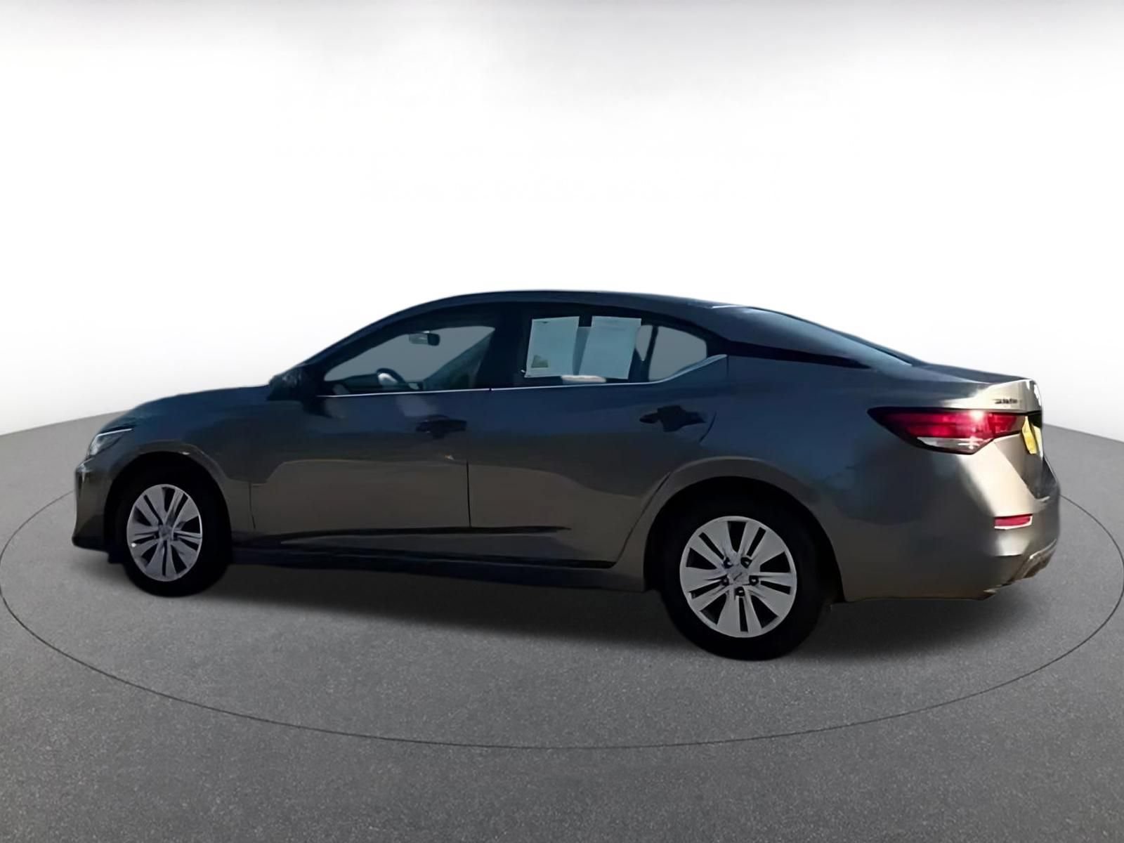 Thumbnail: 2025 Nissan Sentra - 16