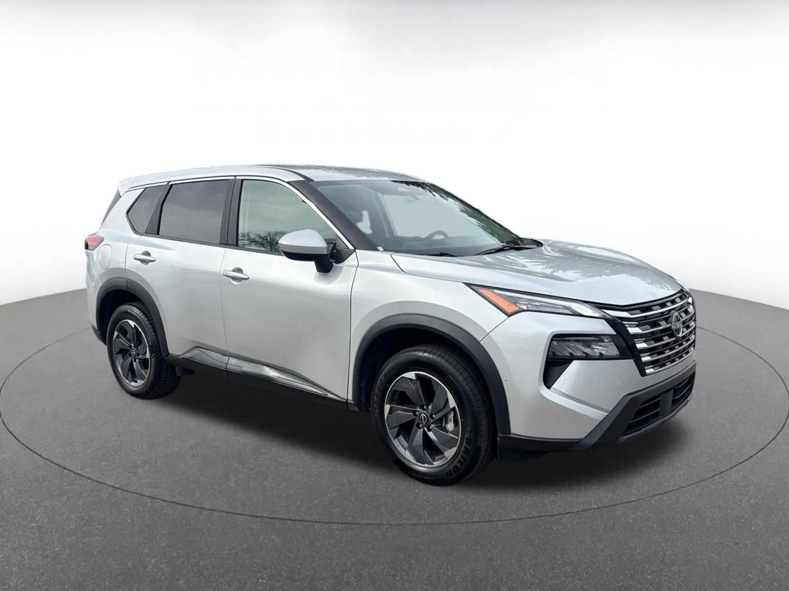 Thumbnail: 2025 Nissan Rogue - 1