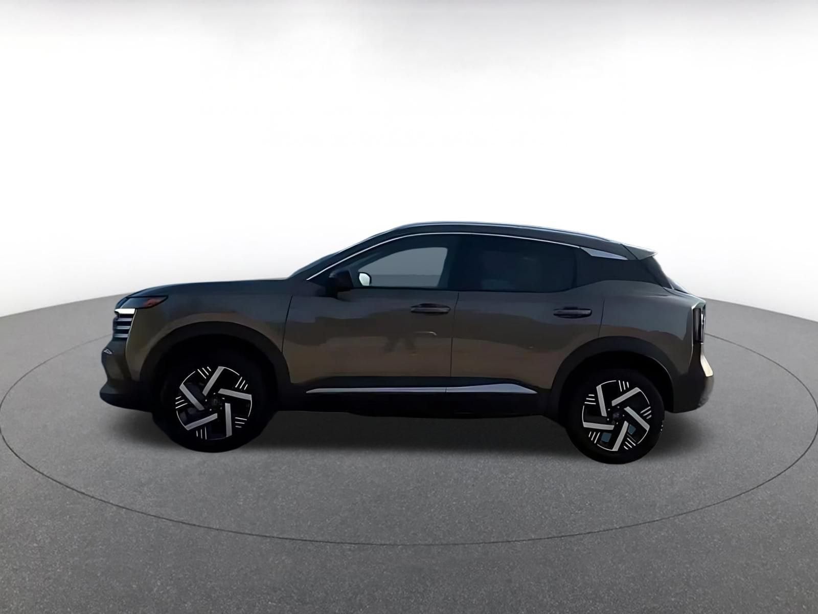 Thumbnail: 2026 Nissan Kicks - 13