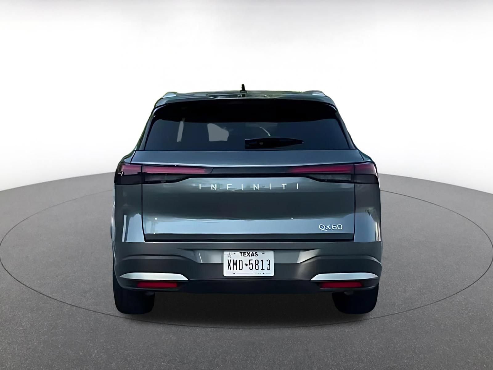 Thumbnail: 2026 INFINITI QX60 - 10