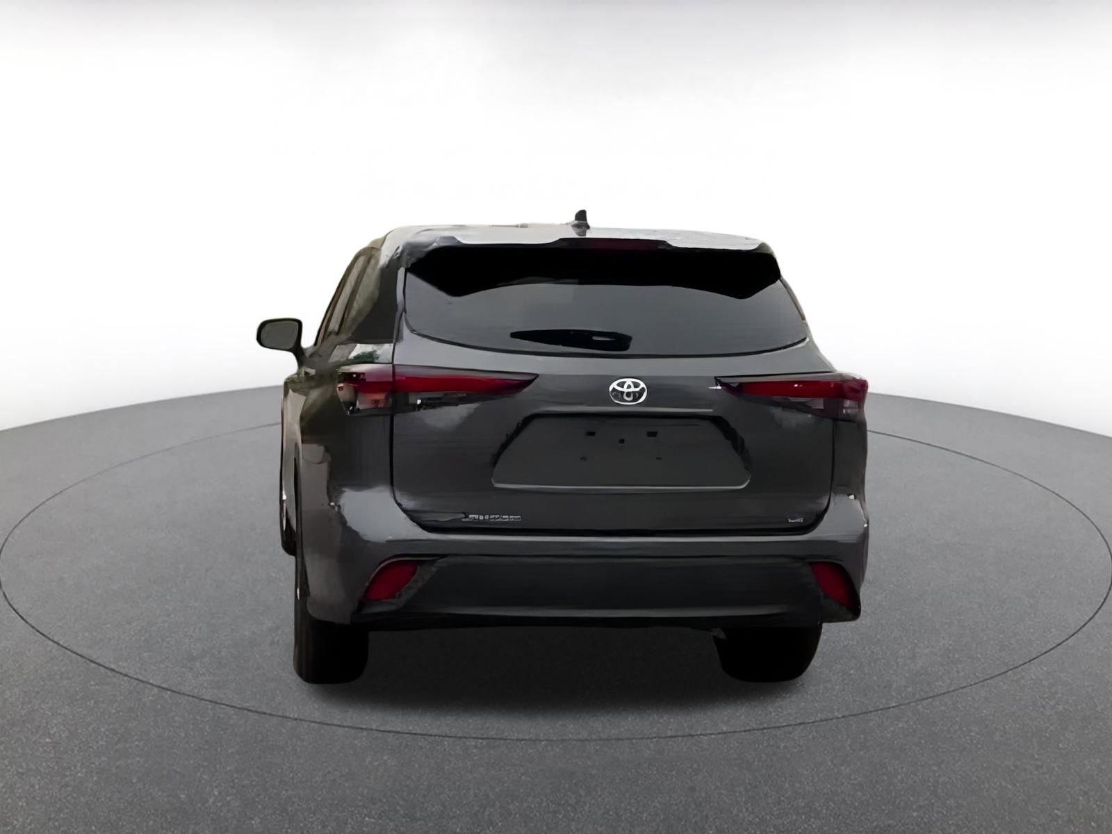 Thumbnail: 2025 Toyota Highlander - 10