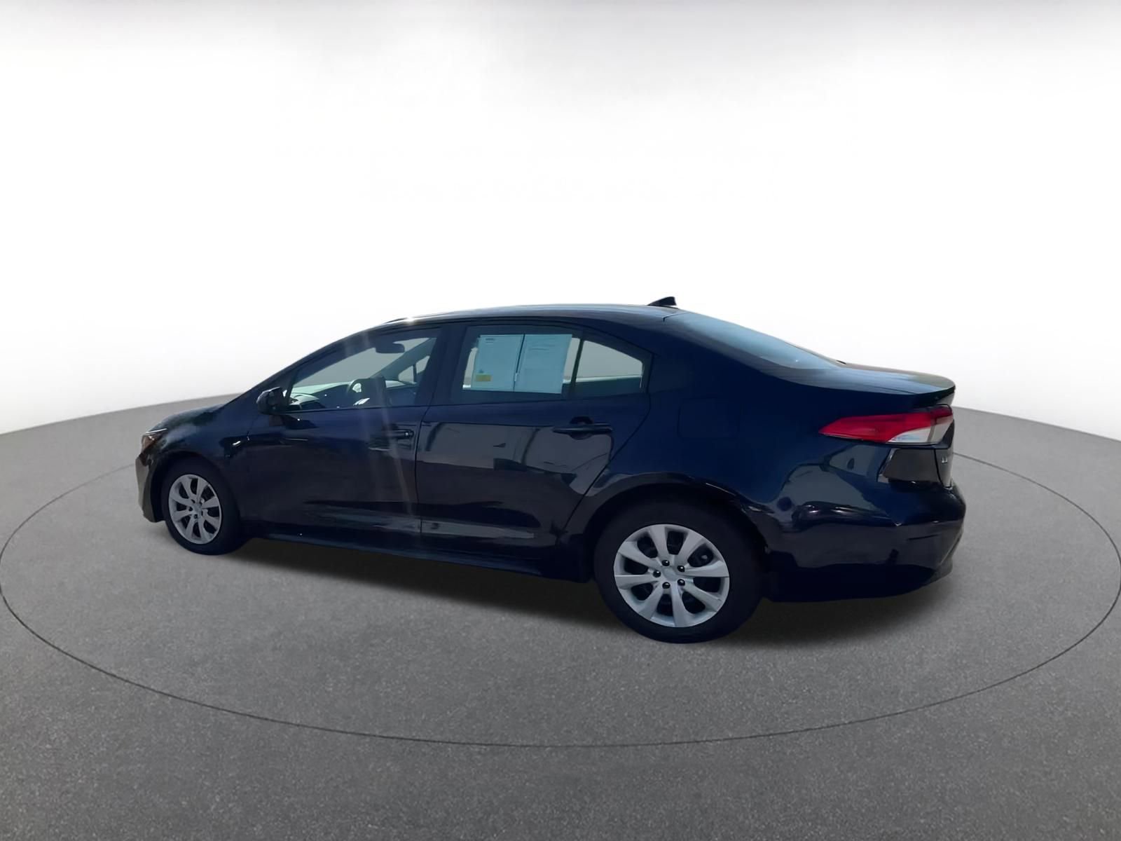 Thumbnail: 2024 Toyota Corolla - 10