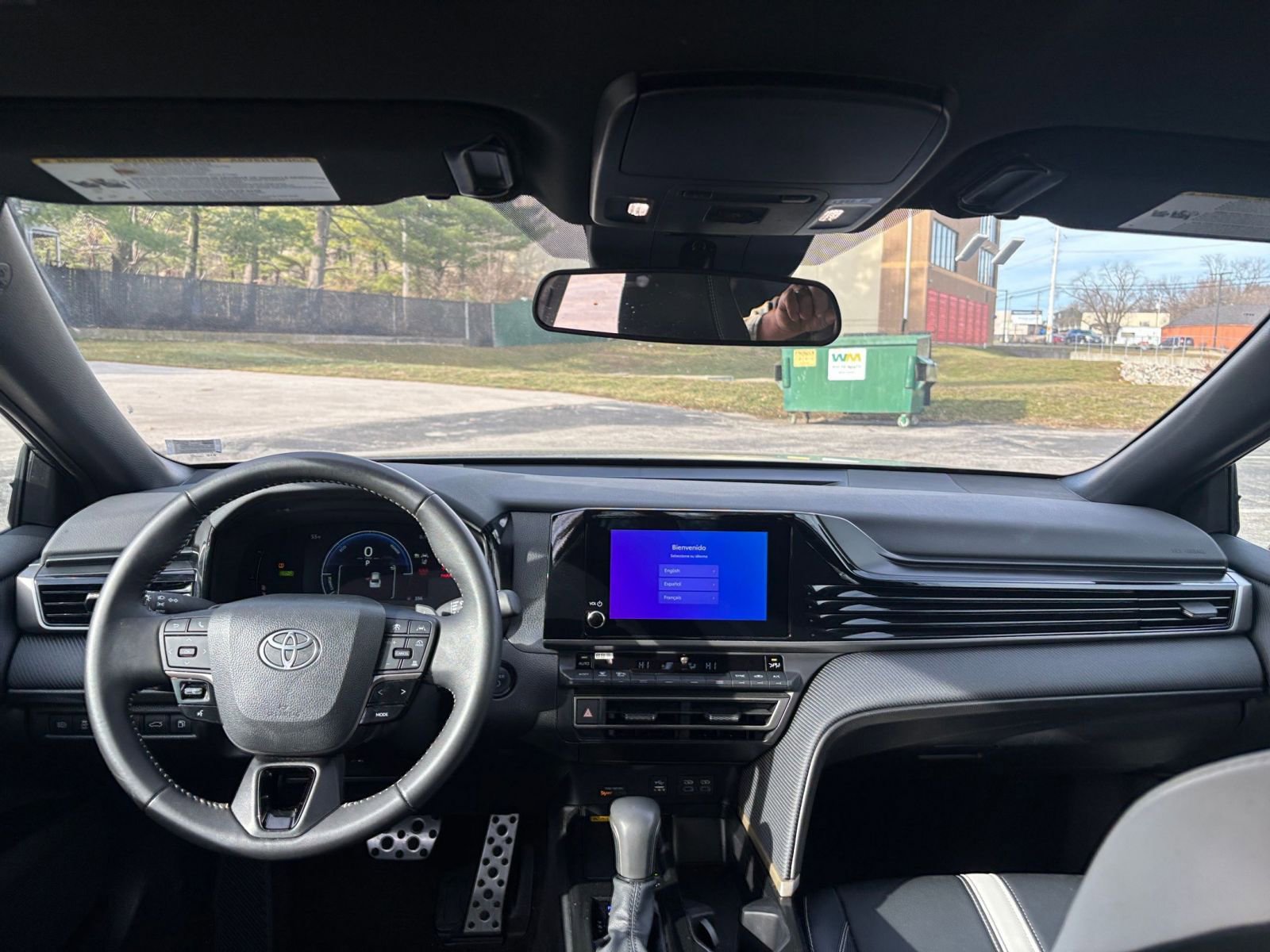 Thumbnail: 2025 Toyota Camry - 31