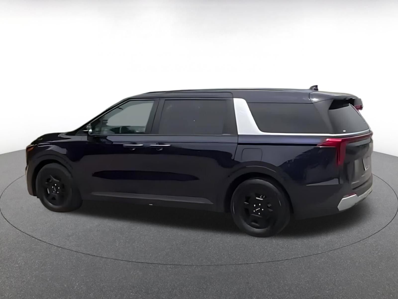 Thumbnail: 2026 Kia Carnival - 4
