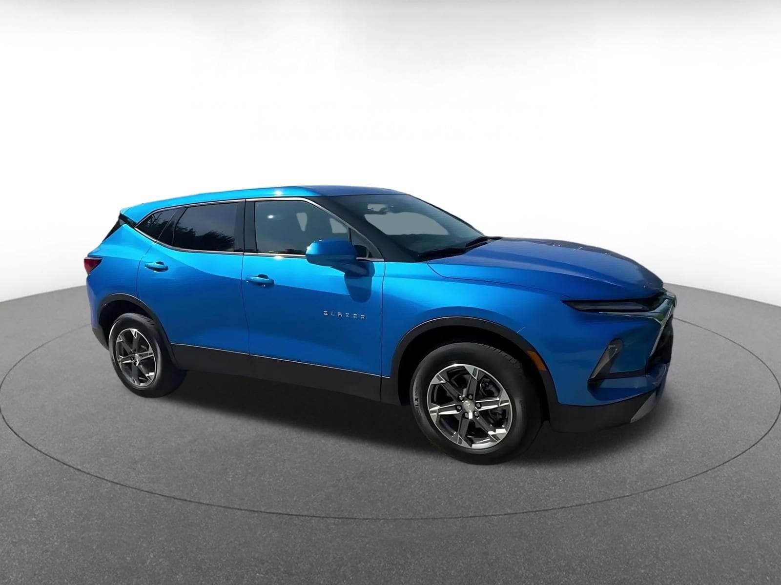 Thumbnail: 2026 Chevrolet Blazer - 2