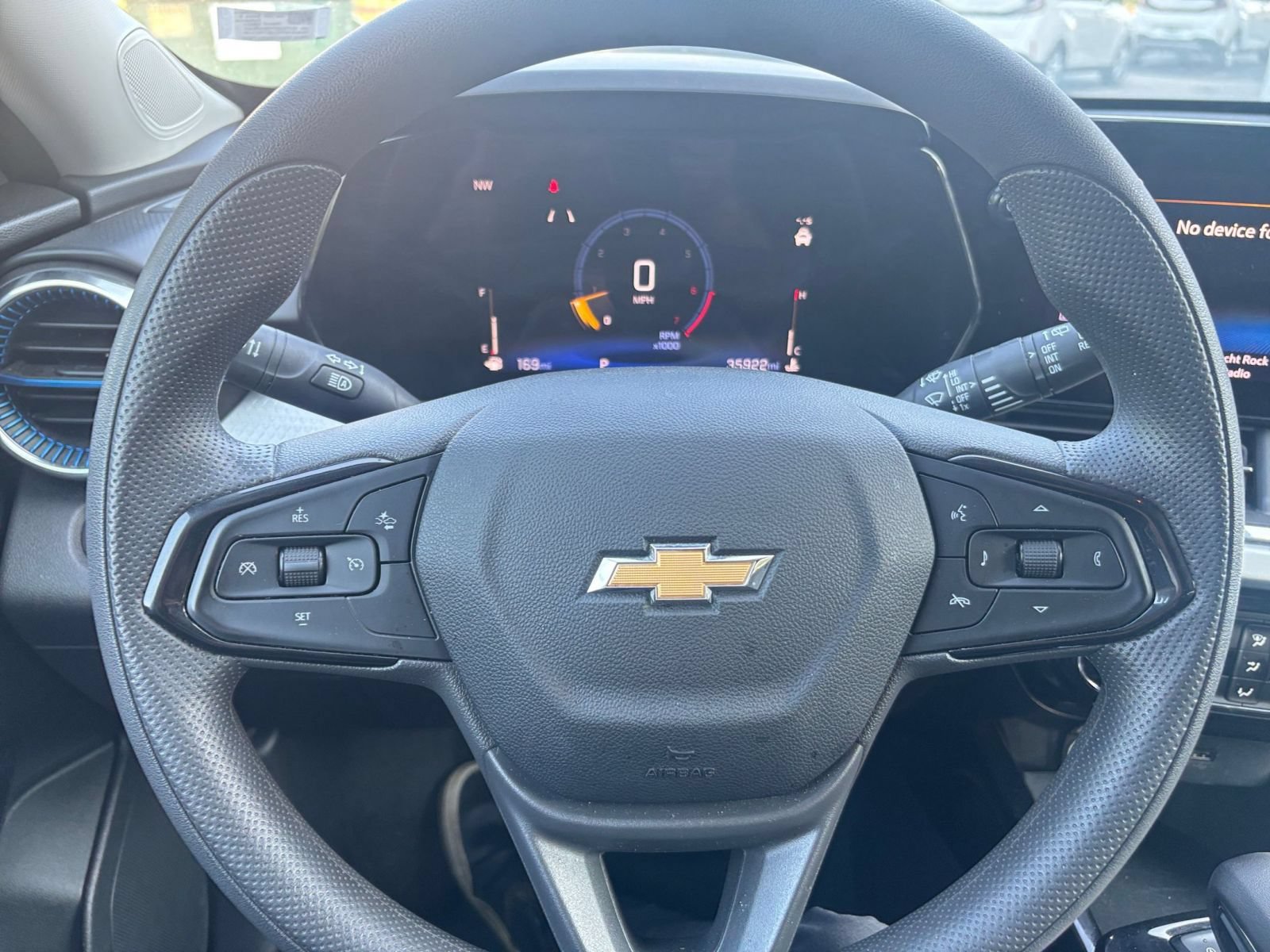 Thumbnail: 2025 Chevrolet Trax - 33