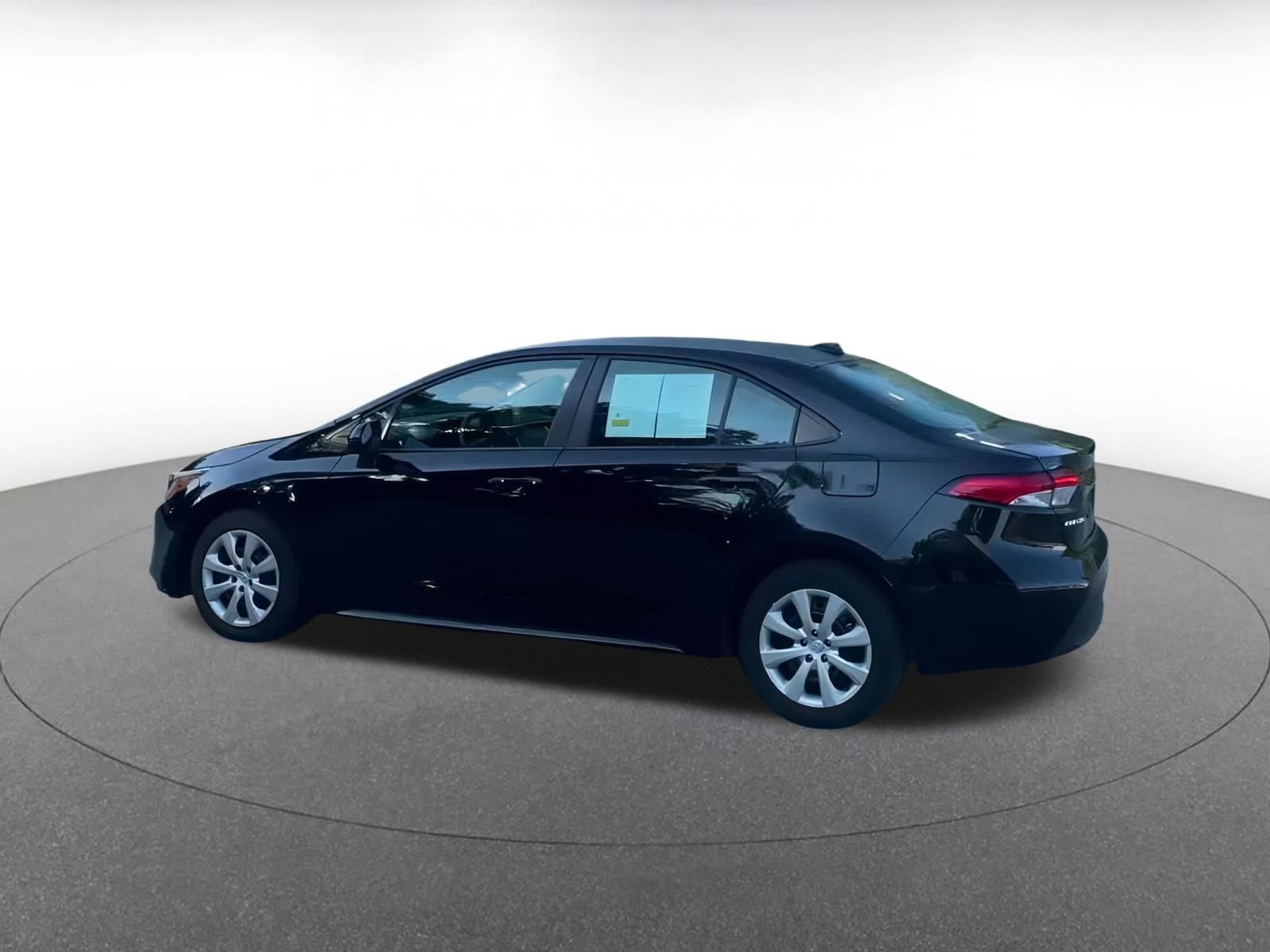 Thumbnail: 2024 Toyota Corolla - 8