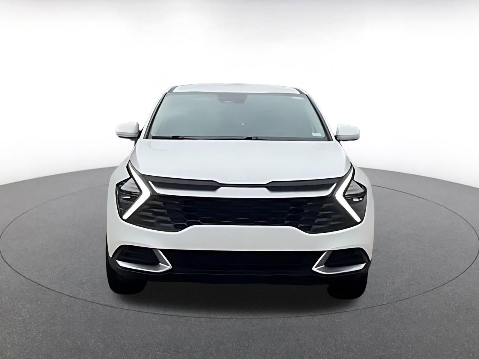 Thumbnail: 2025 Kia Sportage - 3