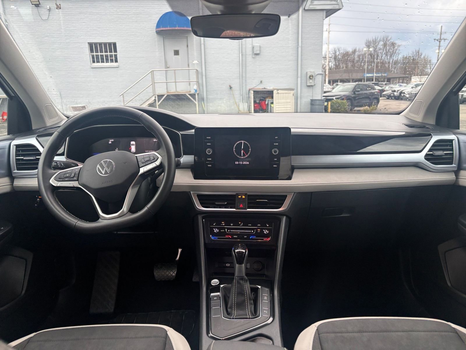 Thumbnail: 2025 Volkswagen Taos - 32