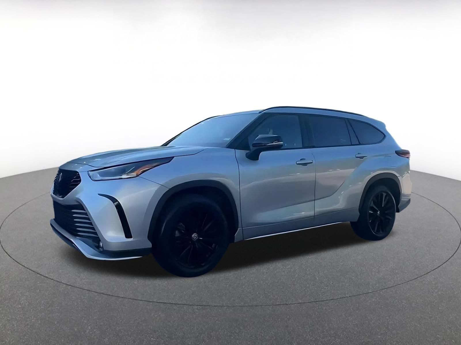 Thumbnail: 2025 Toyota Highlander - 8