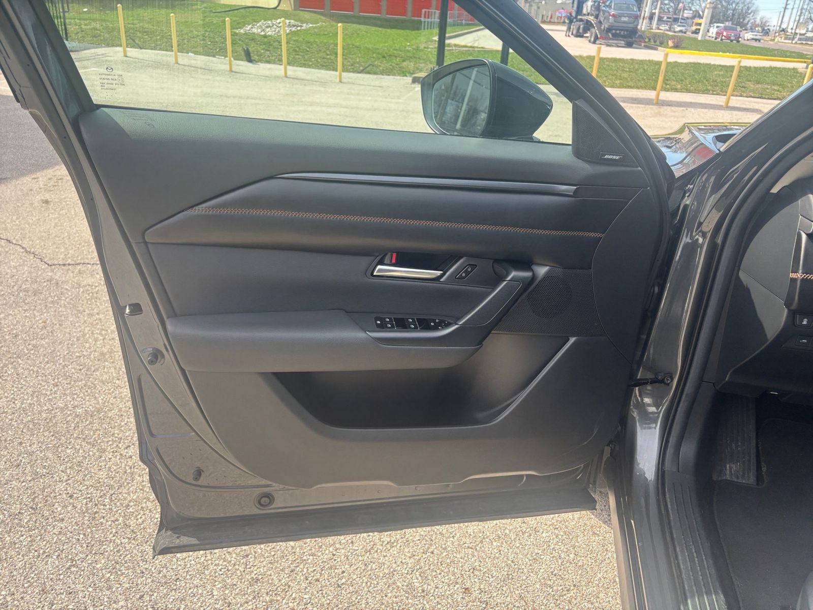 Thumbnail: 2025 Mazda CX-50 - 18