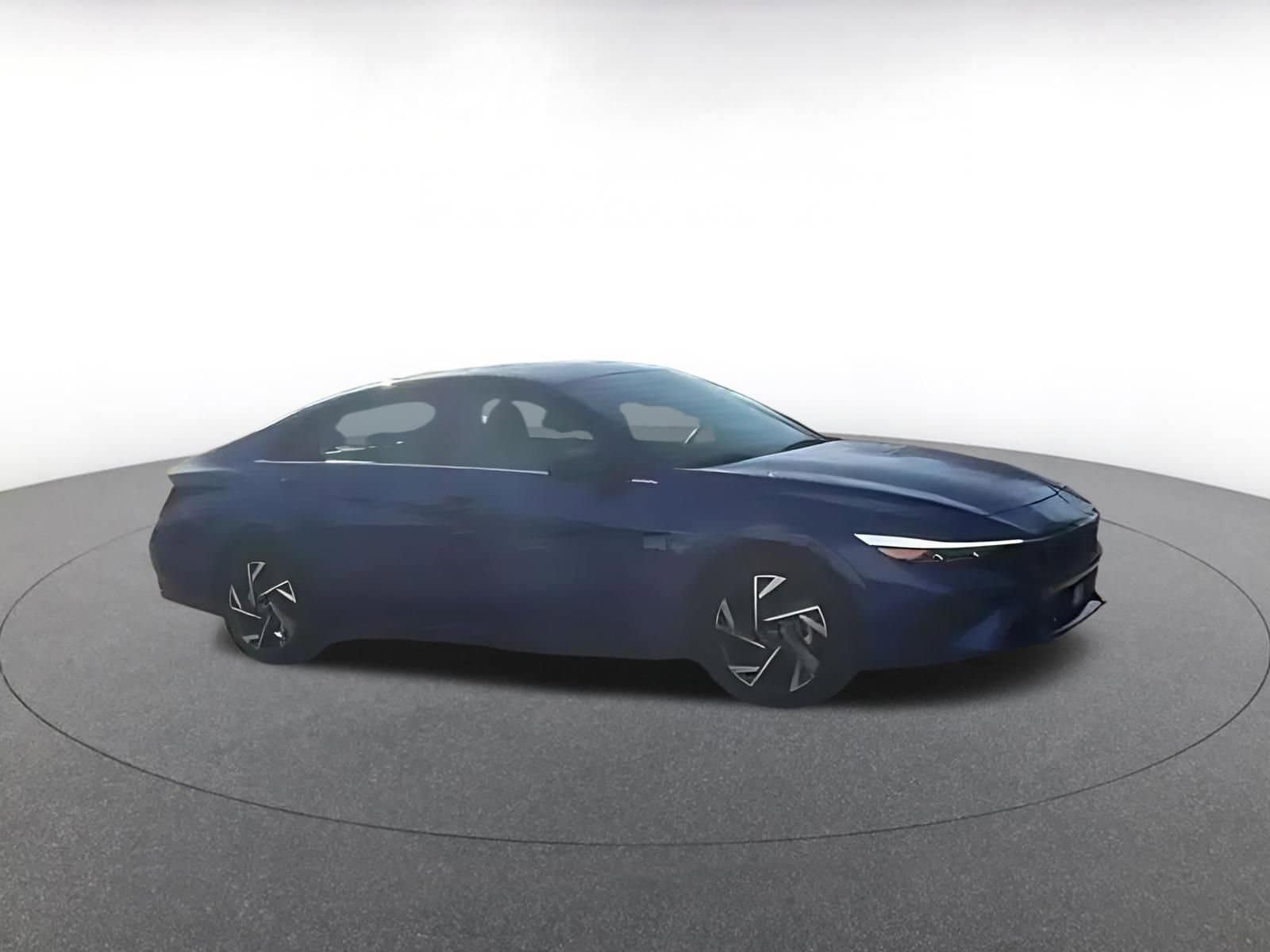 Thumbnail: 2025 Hyundai Elantra - 2