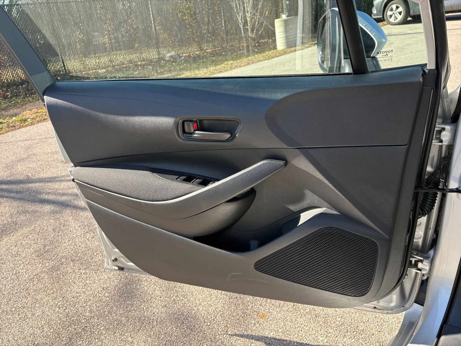 Thumbnail: 2025 Toyota Corolla - 20