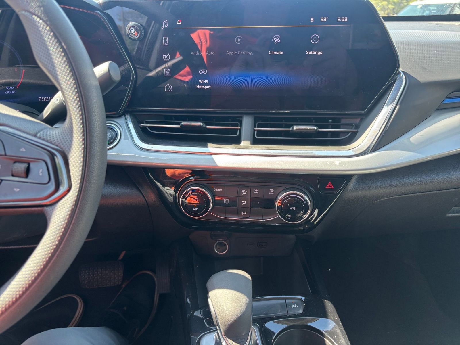 Thumbnail: 2025 Chevrolet Trax - 17