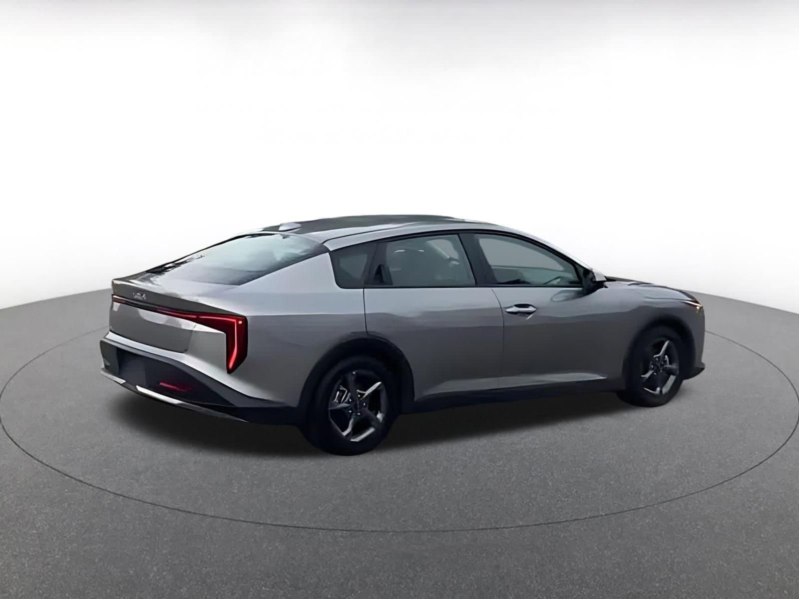Thumbnail: 2025 Kia K4 - 7