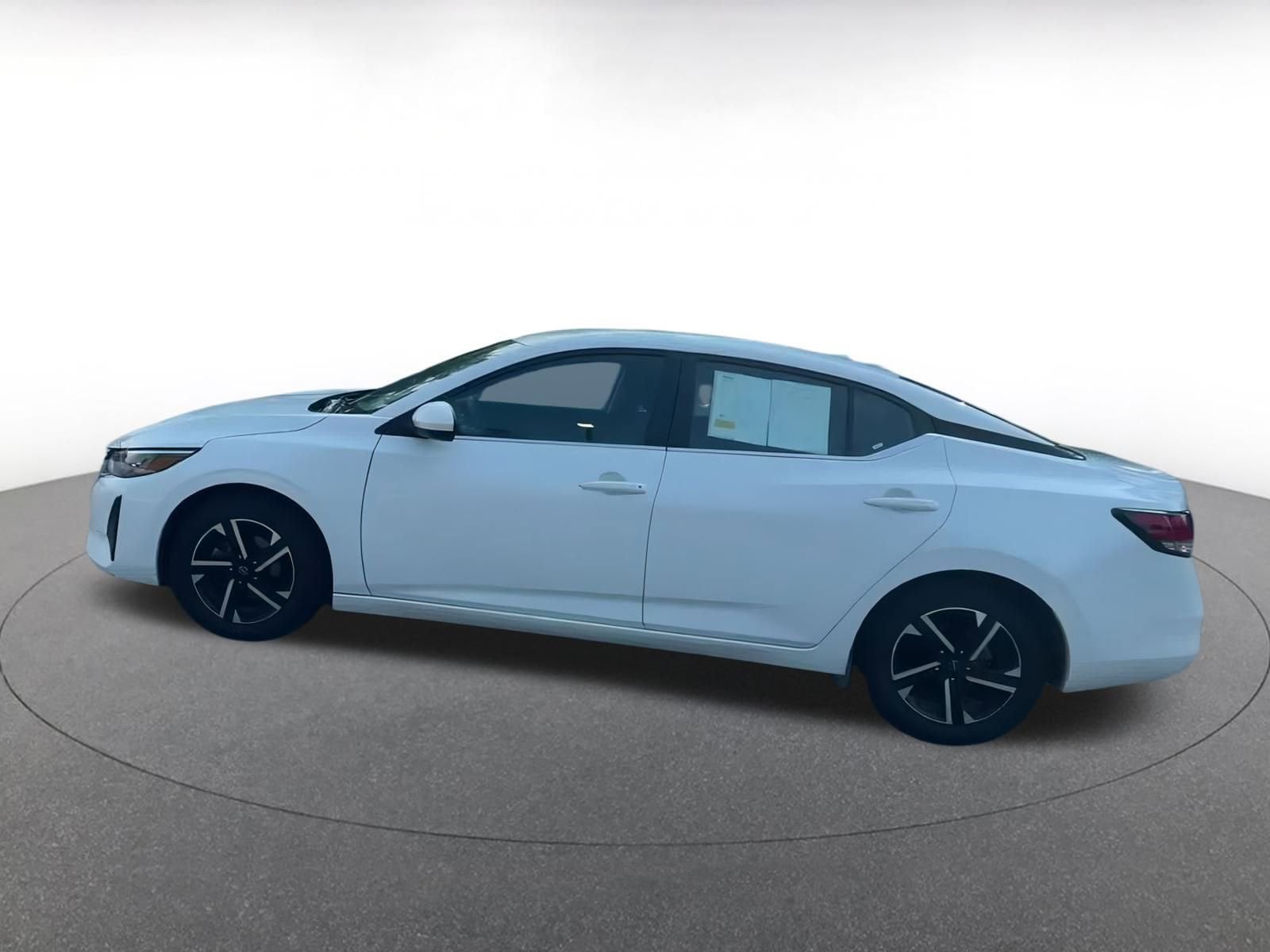 Thumbnail: 2024 Nissan Sentra - 8