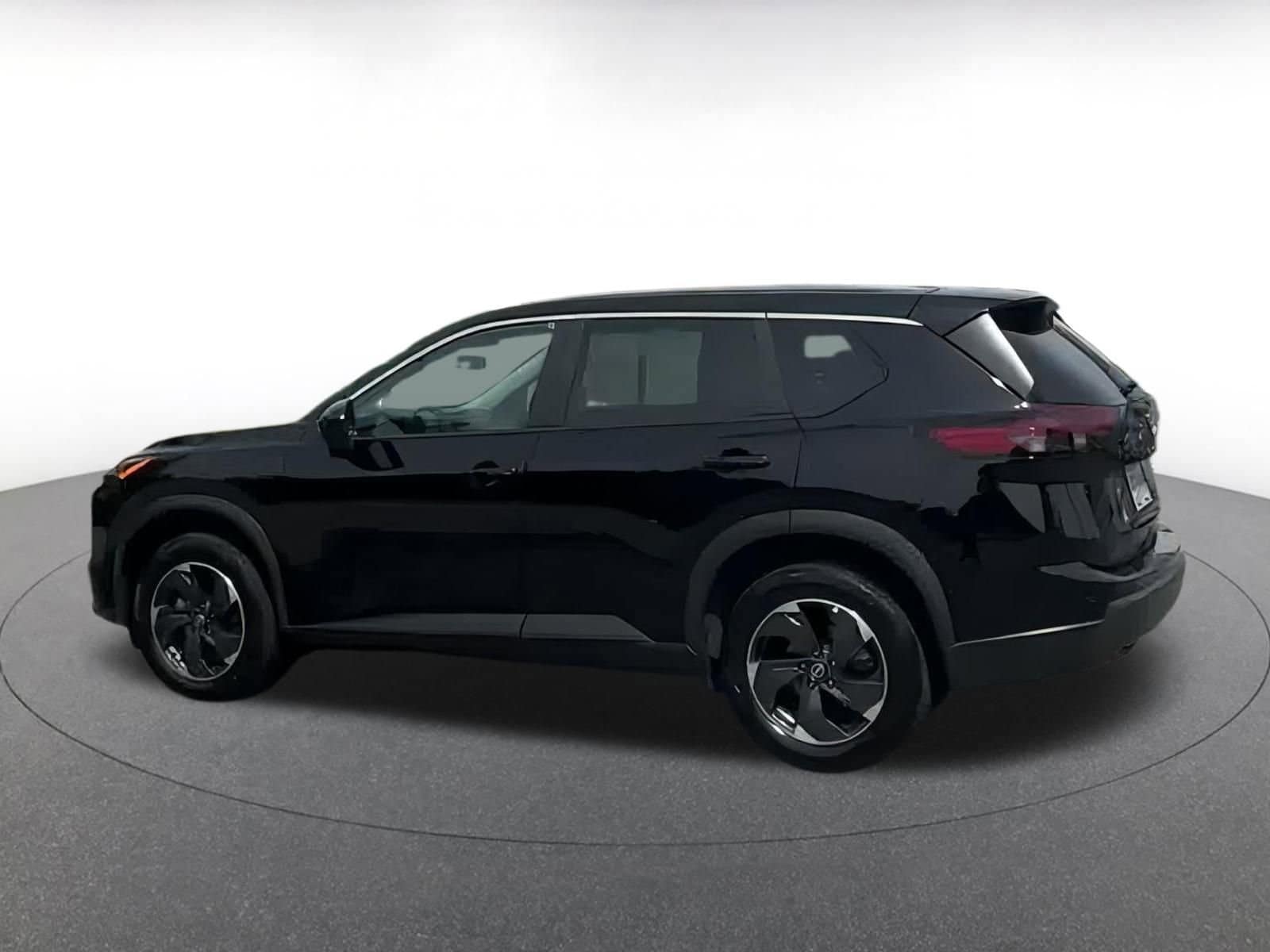 2024 Nissan Rogue SV 10