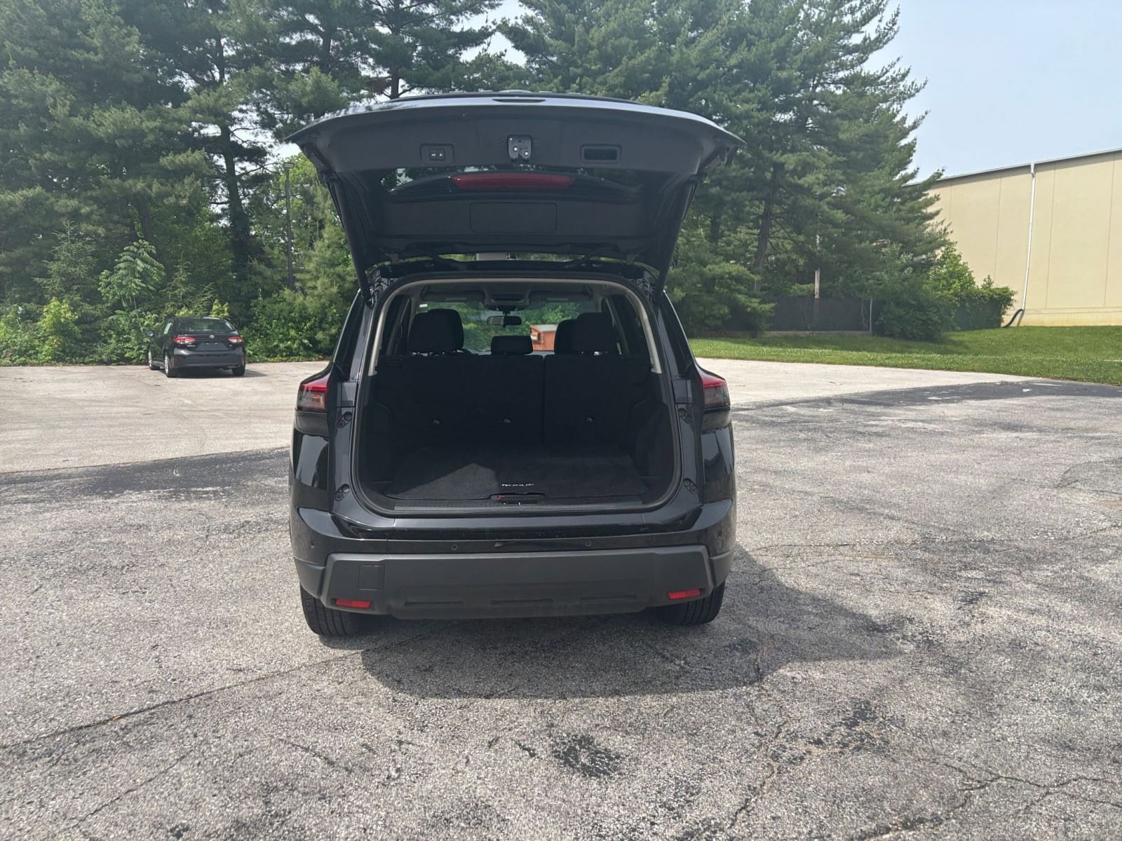 2024 Nissan Rogue SV 29