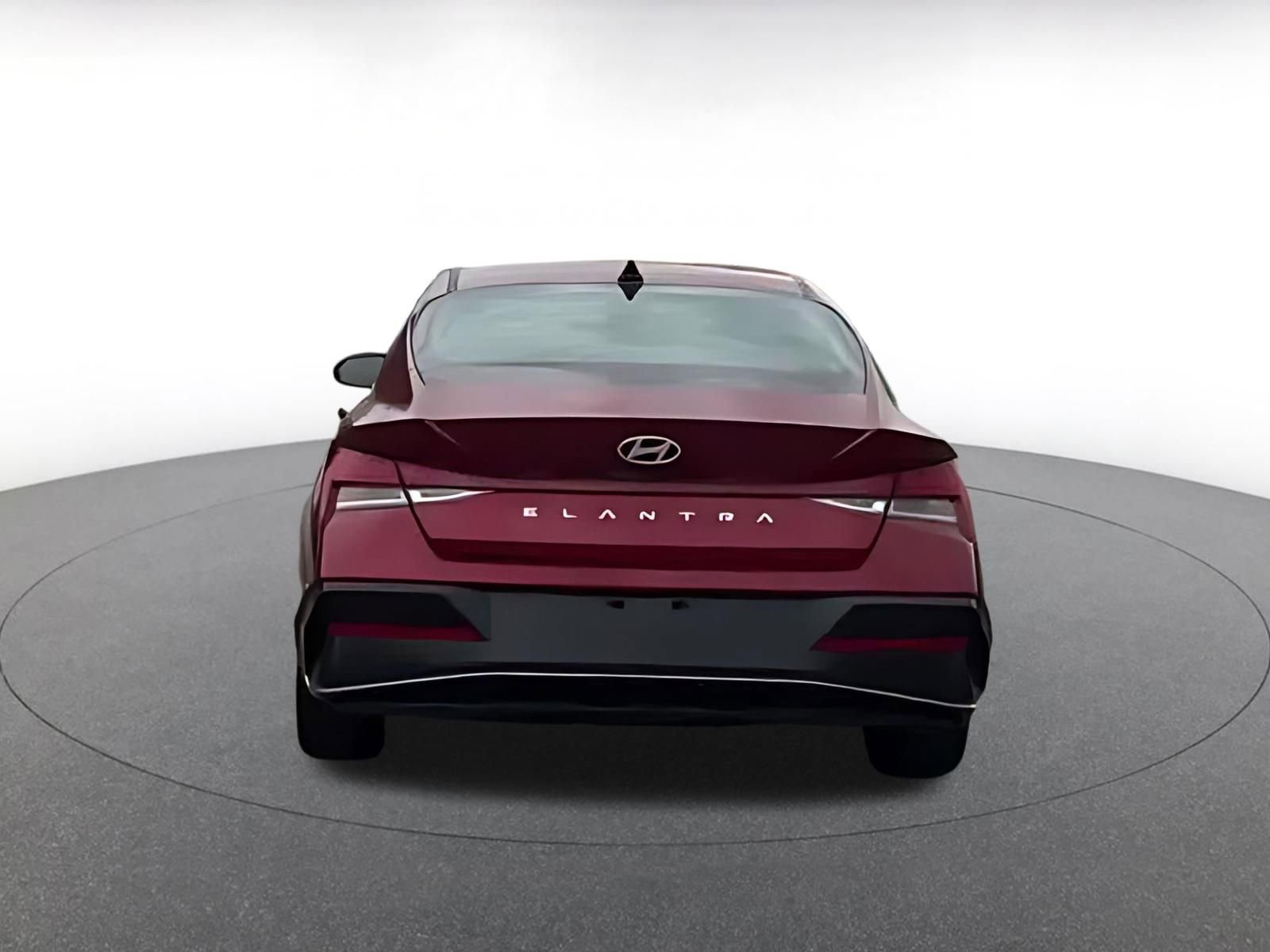 Thumbnail: 2025 Hyundai Elantra - 10