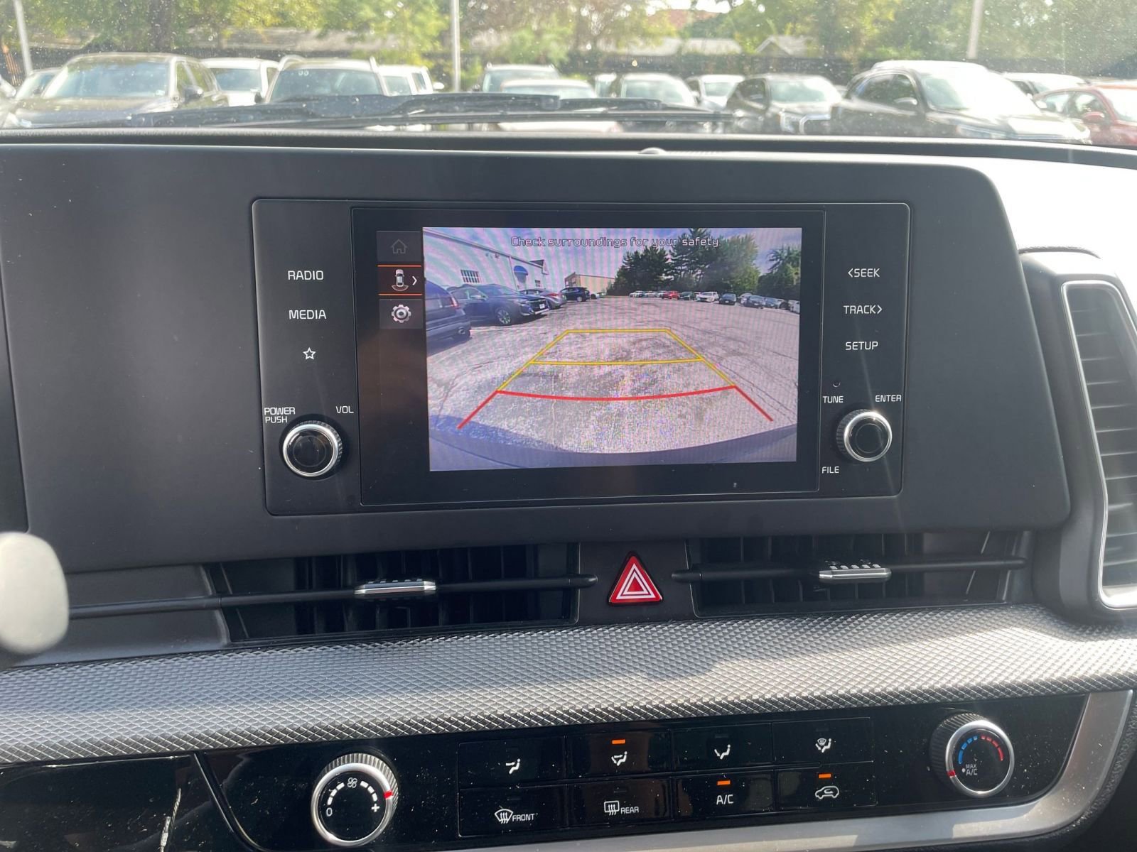 Thumbnail: 2024 Kia Sportage - 17