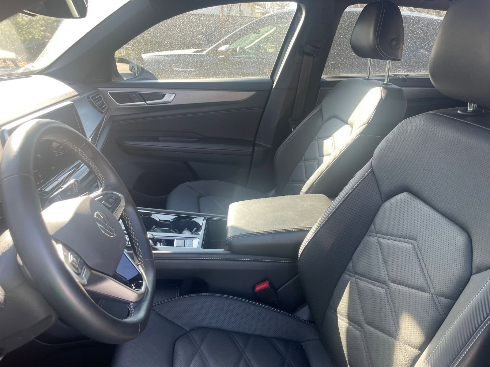 Thumbnail: 2025 Volkswagen Atlas - 24