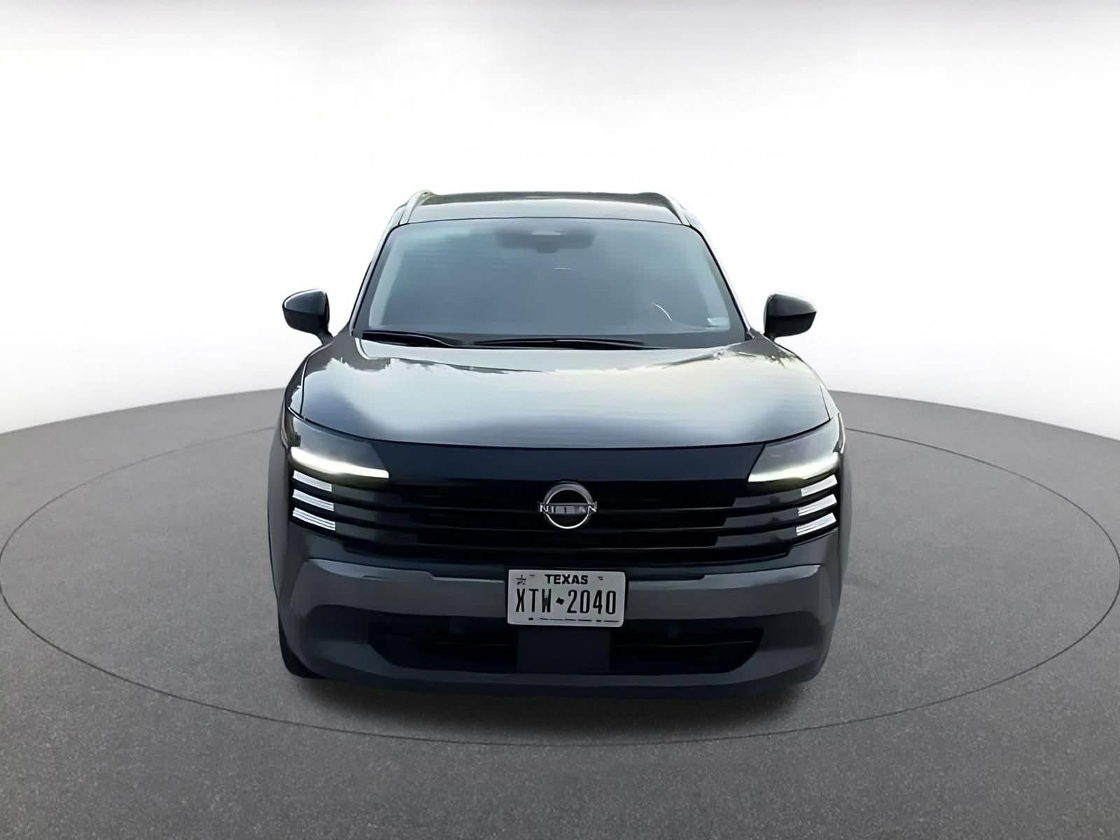 Thumbnail: 2026 Nissan Kicks - 4