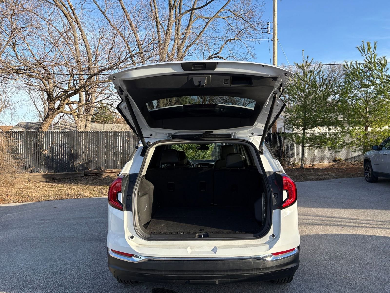 Thumbnail: 2024 GMC Terrain - 29