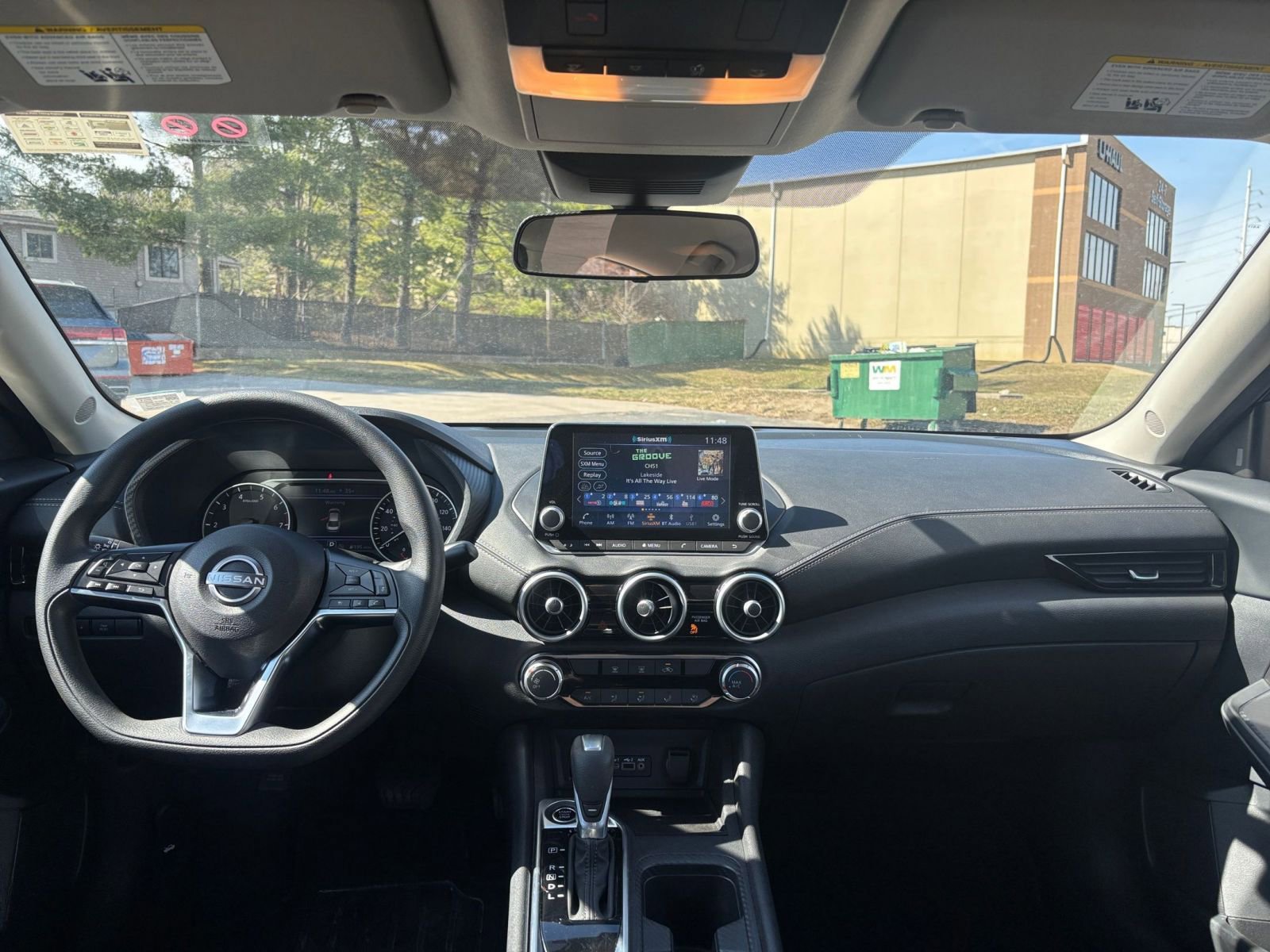 Thumbnail: 2025 Nissan Sentra - 31