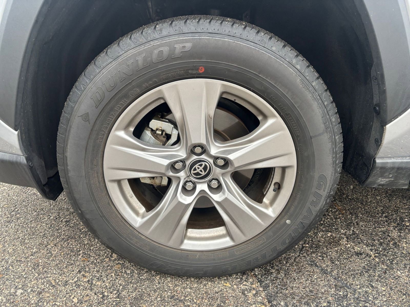 Thumbnail: 2025 Toyota RAV4 - 28