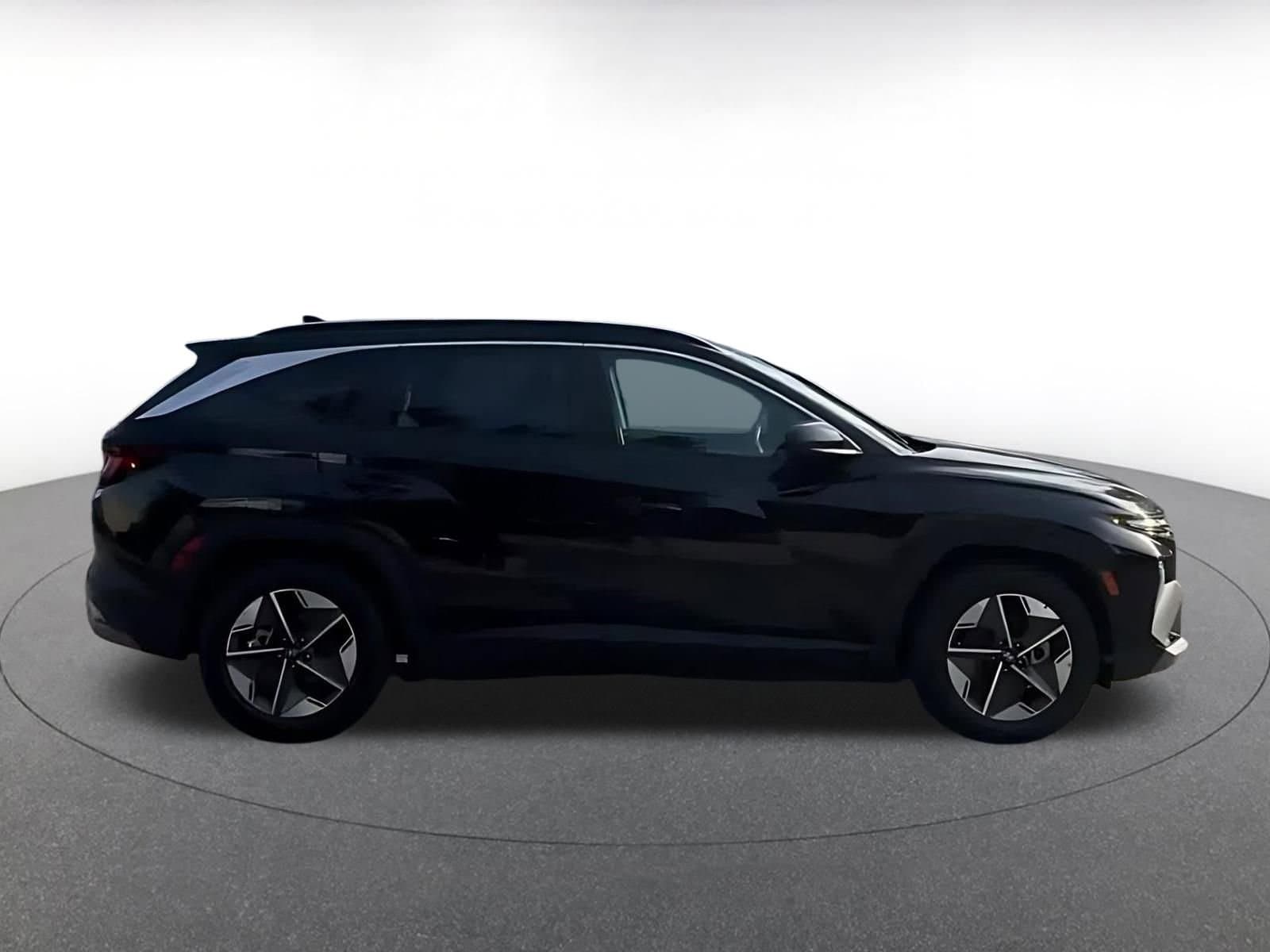 Thumbnail: 2025 Hyundai Tucson - 16