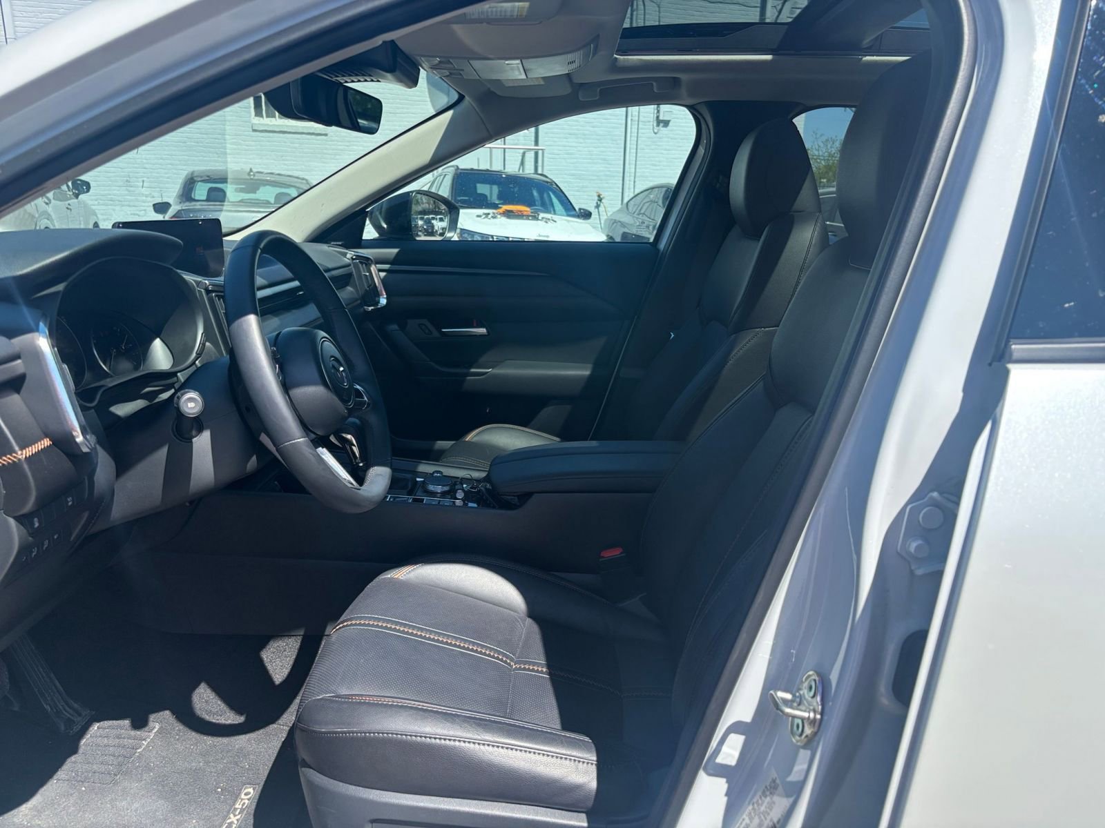 Thumbnail: 2025 Mazda CX-50 - 25