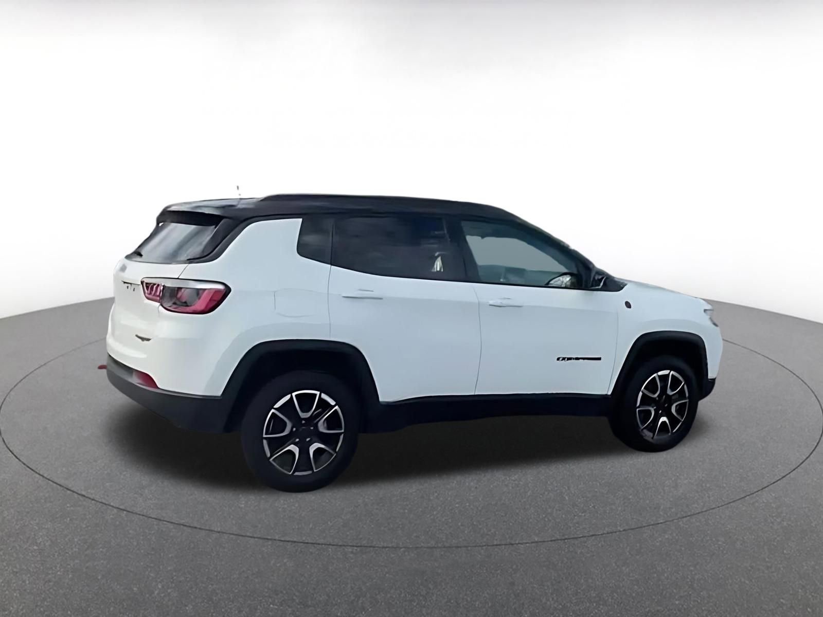 Thumbnail: 2025 Jeep Compass - 8