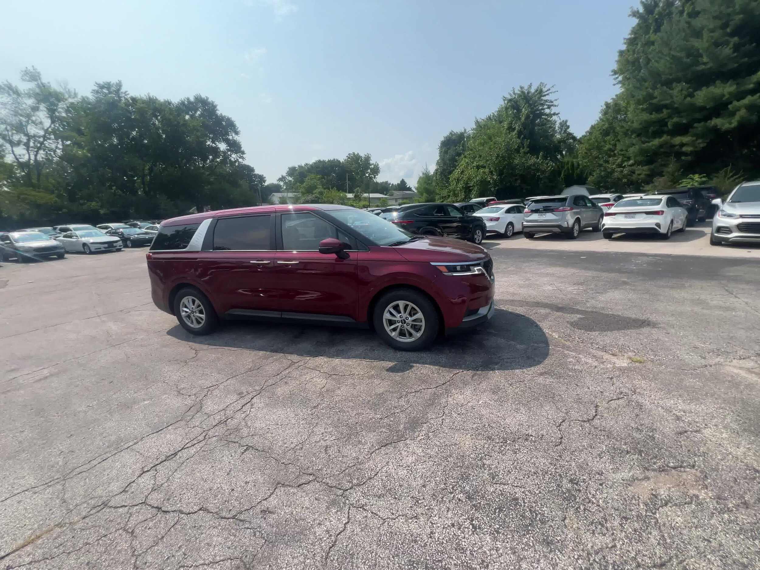 2023 Kia Carnival LX 2