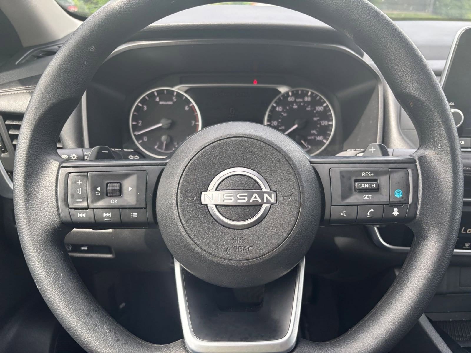 2024 Nissan Rogue SV 26