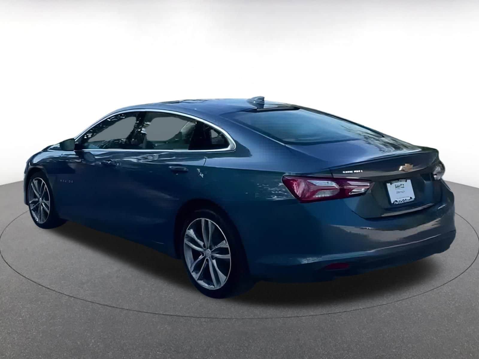 Thumbnail: 2024 Chevrolet Malibu - 16