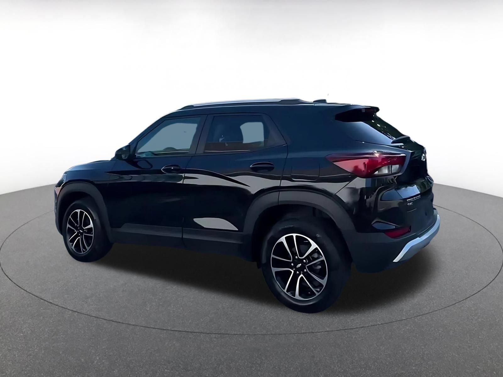 Thumbnail: 2025 Chevrolet TrailBlazer - 10