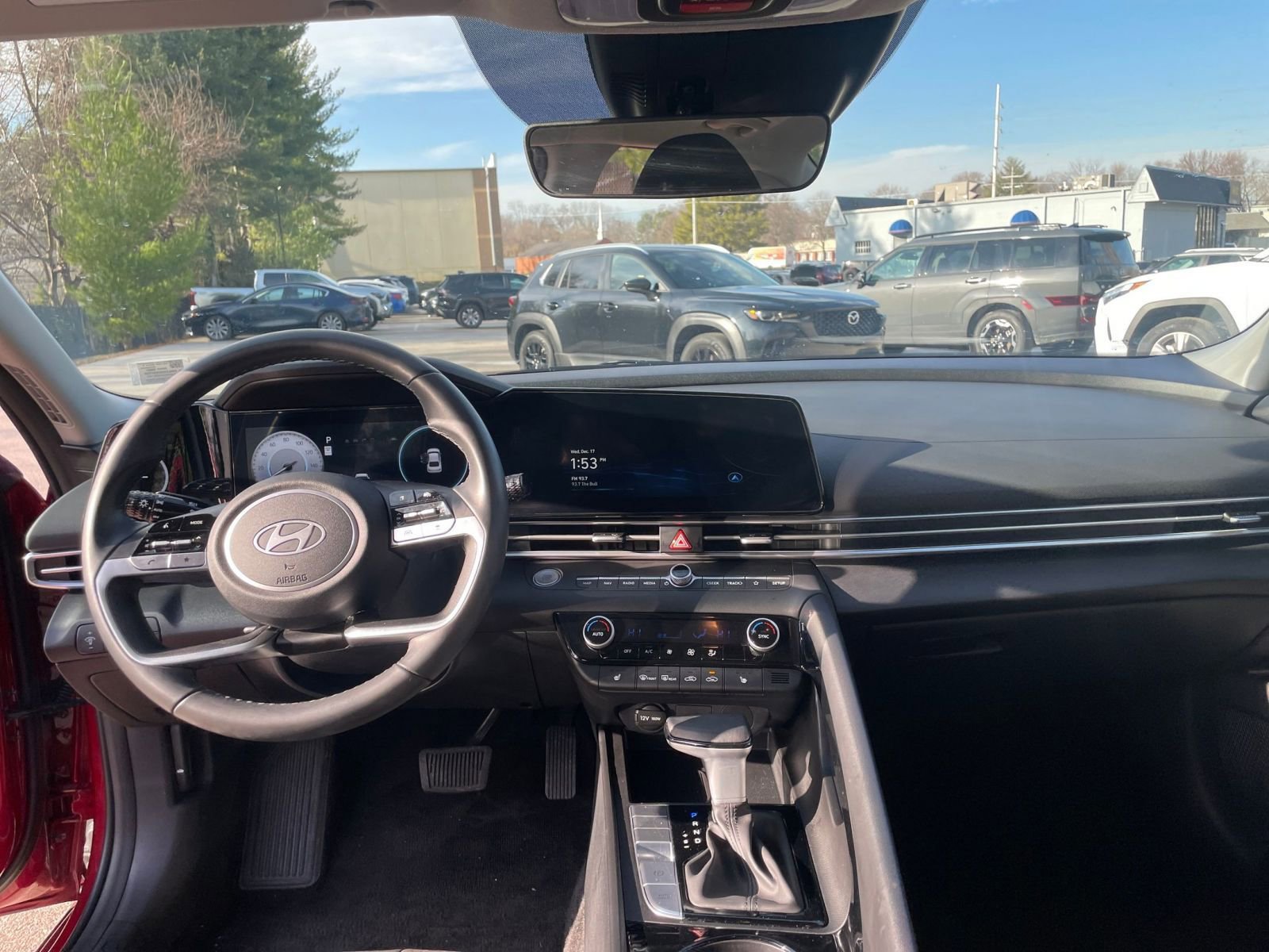 Thumbnail: 2025 Hyundai Elantra - 32