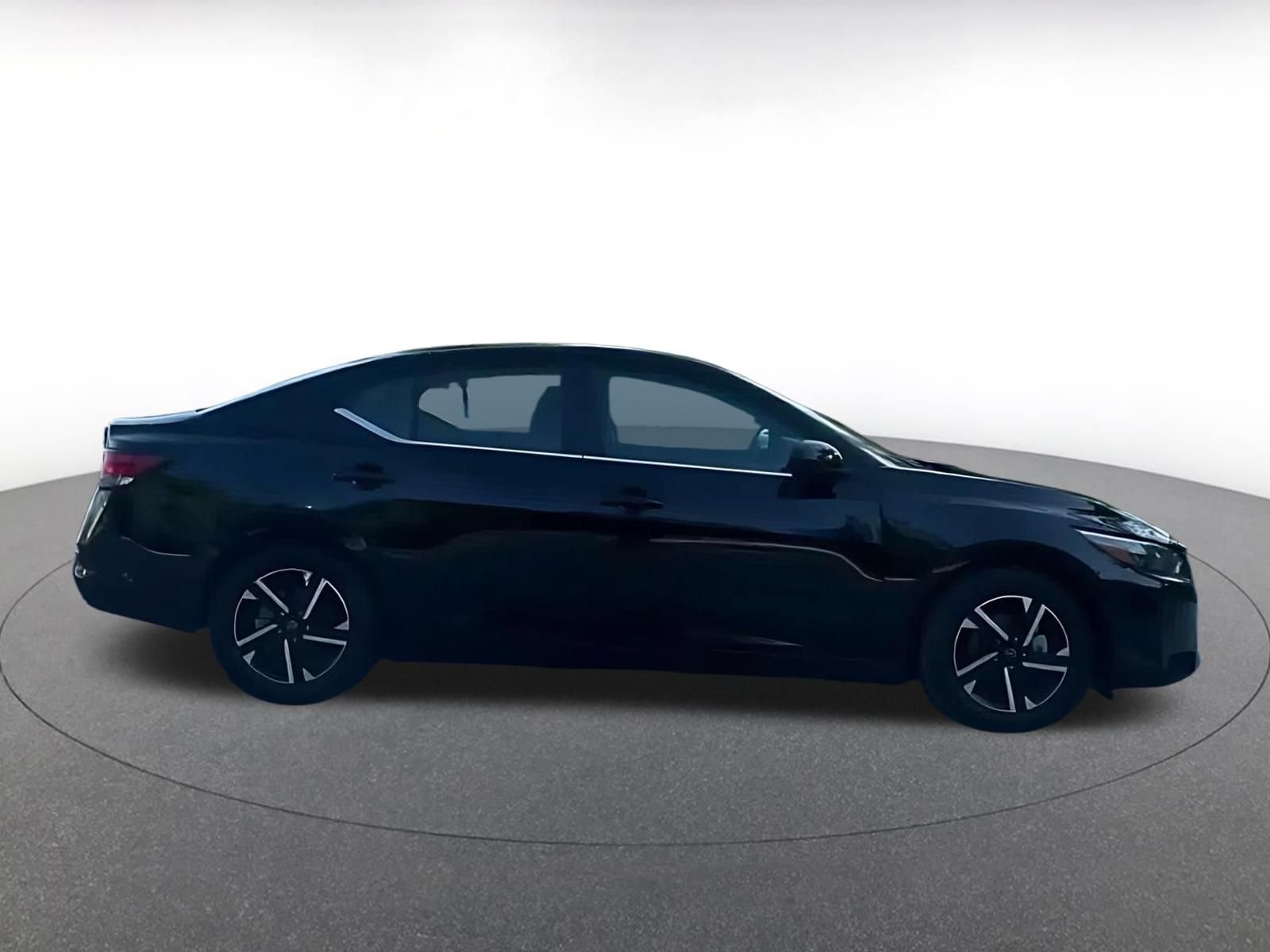 Thumbnail: 2025 Nissan Sentra - 15