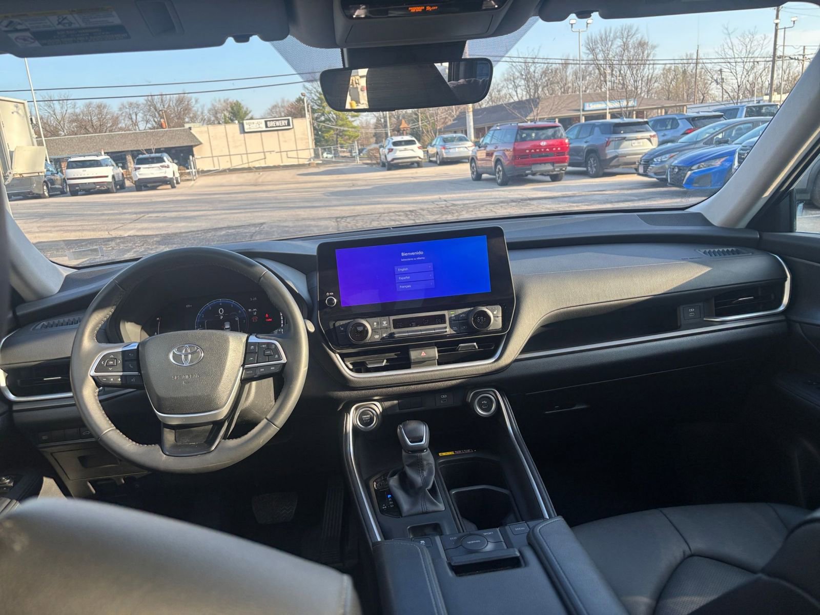 Thumbnail: 2025 Toyota Grand Highlander - 33