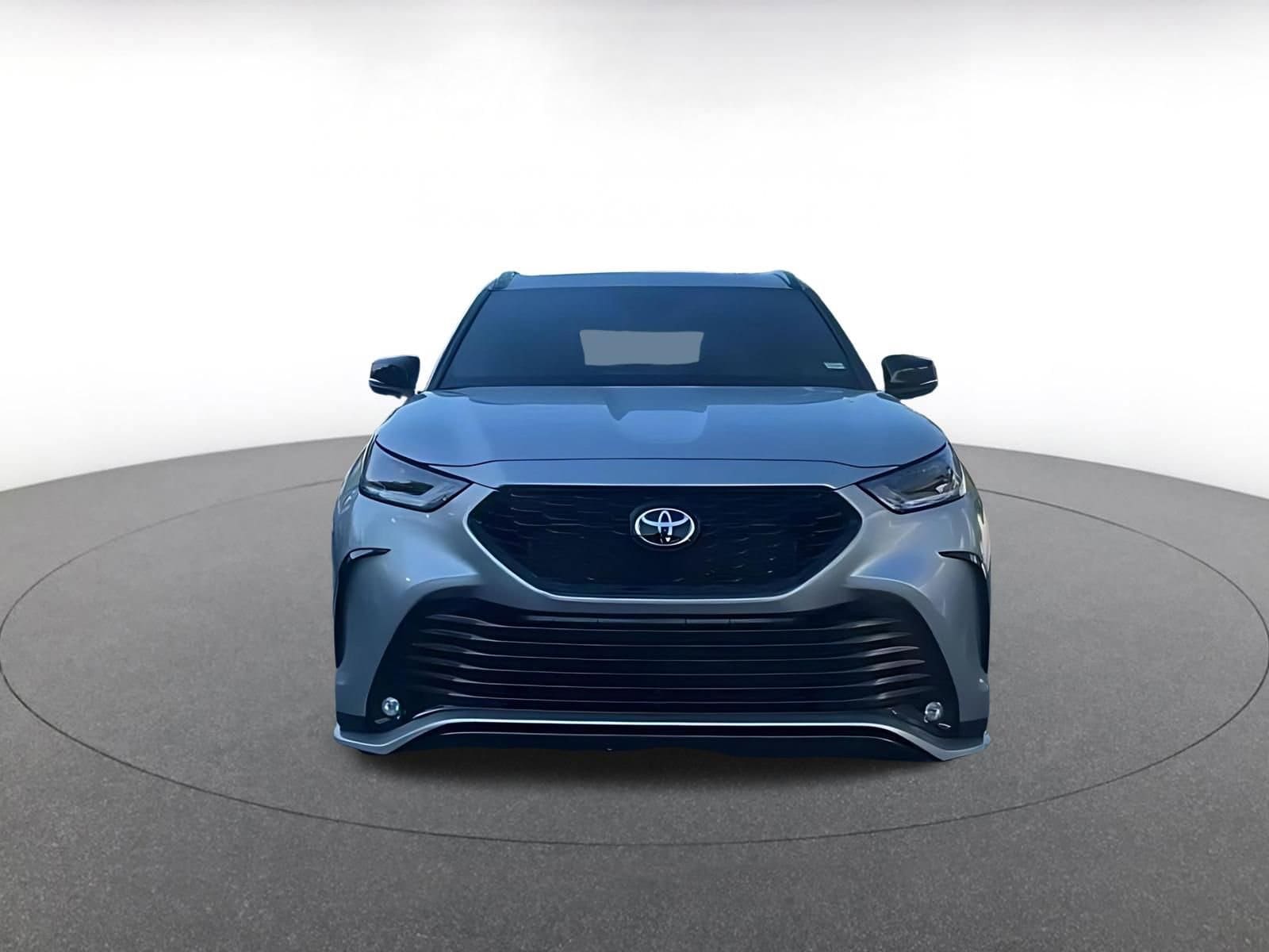 Thumbnail: 2025 Toyota Highlander - 4