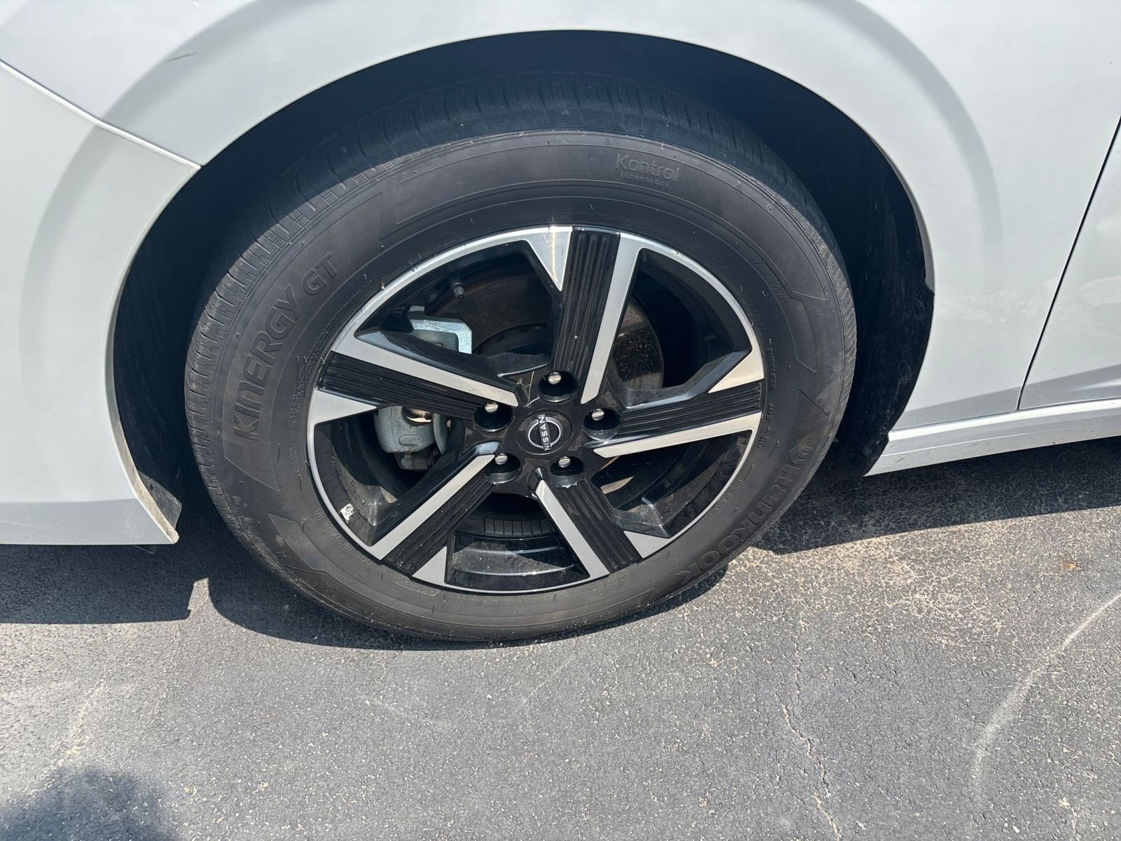 2024 Nissan Sentra SV 6