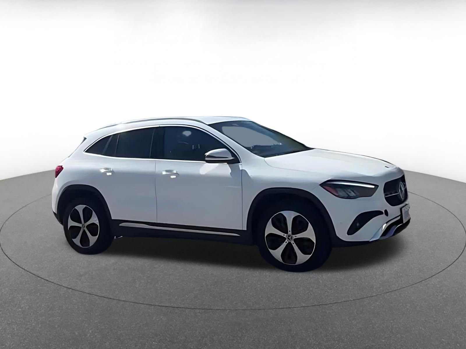 Thumbnail: 2025 Mercedes-Benz GLA - 2
