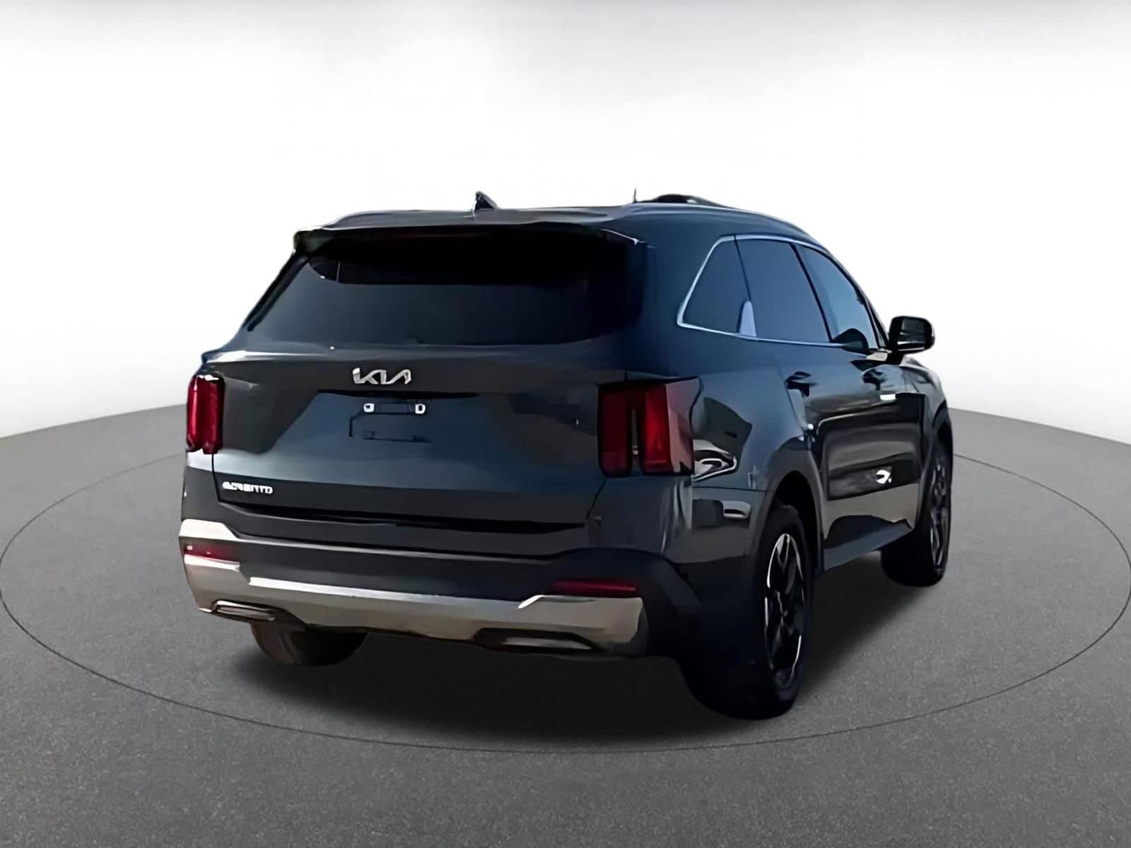 Thumbnail: 2024 Kia Sorento - 9