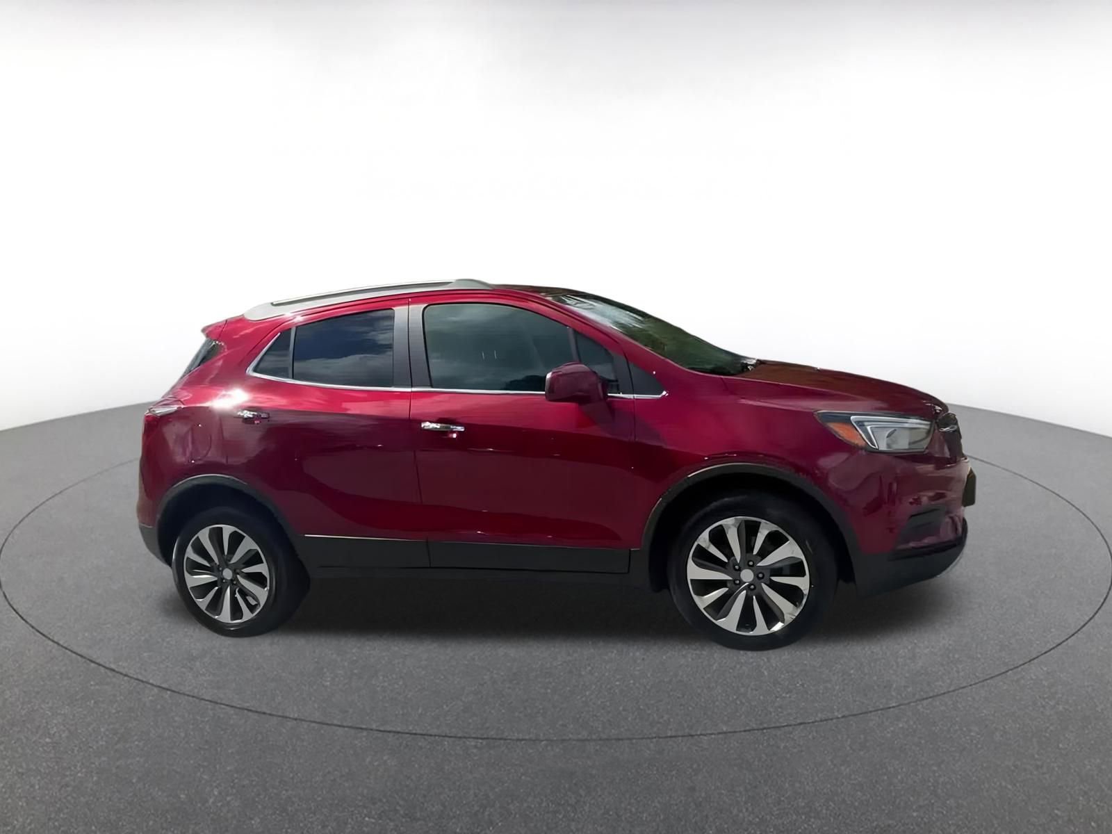 Thumbnail: 2022 Buick Encore - 2