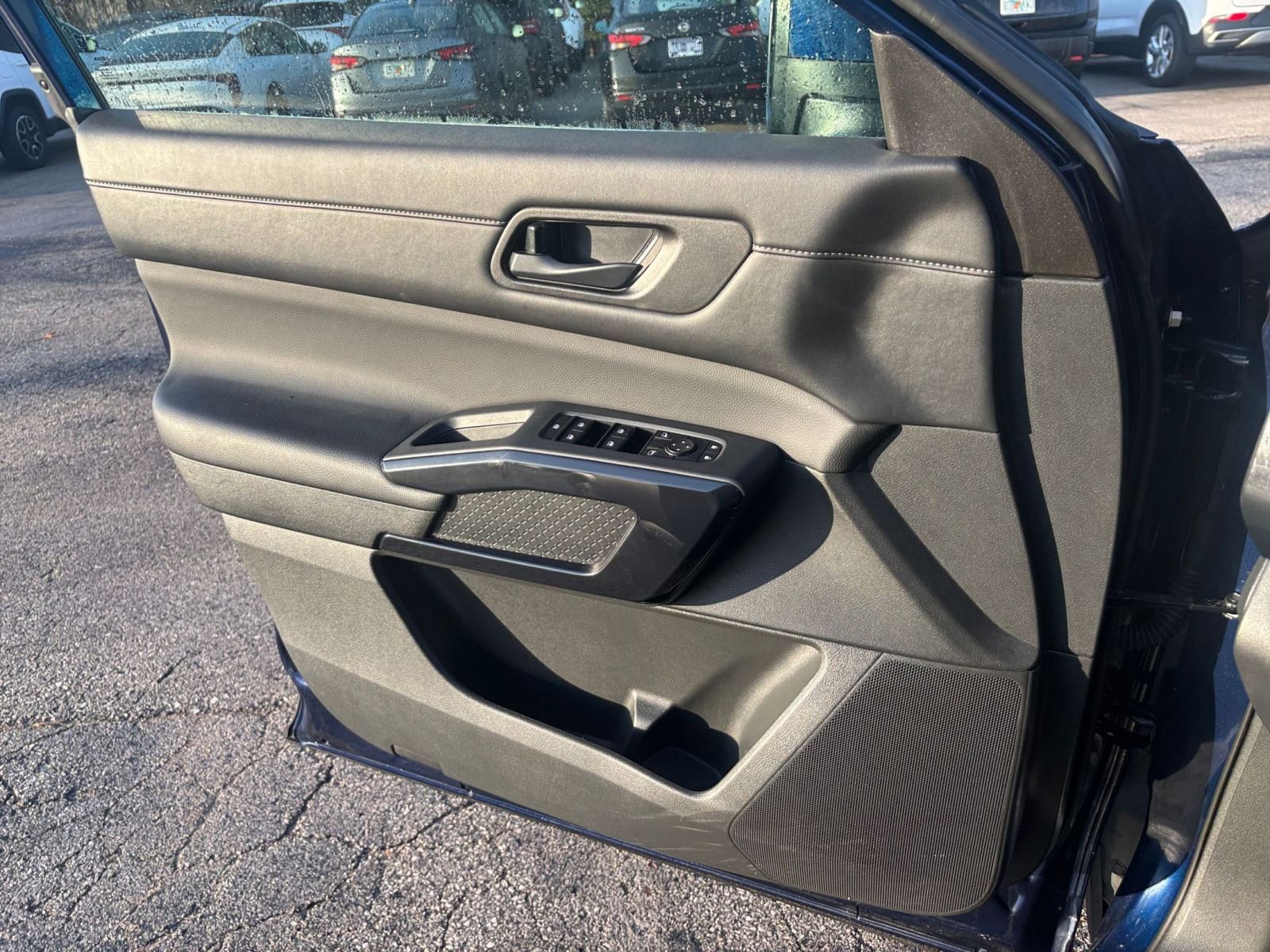 Thumbnail: 2025 Nissan Pathfinder - 18